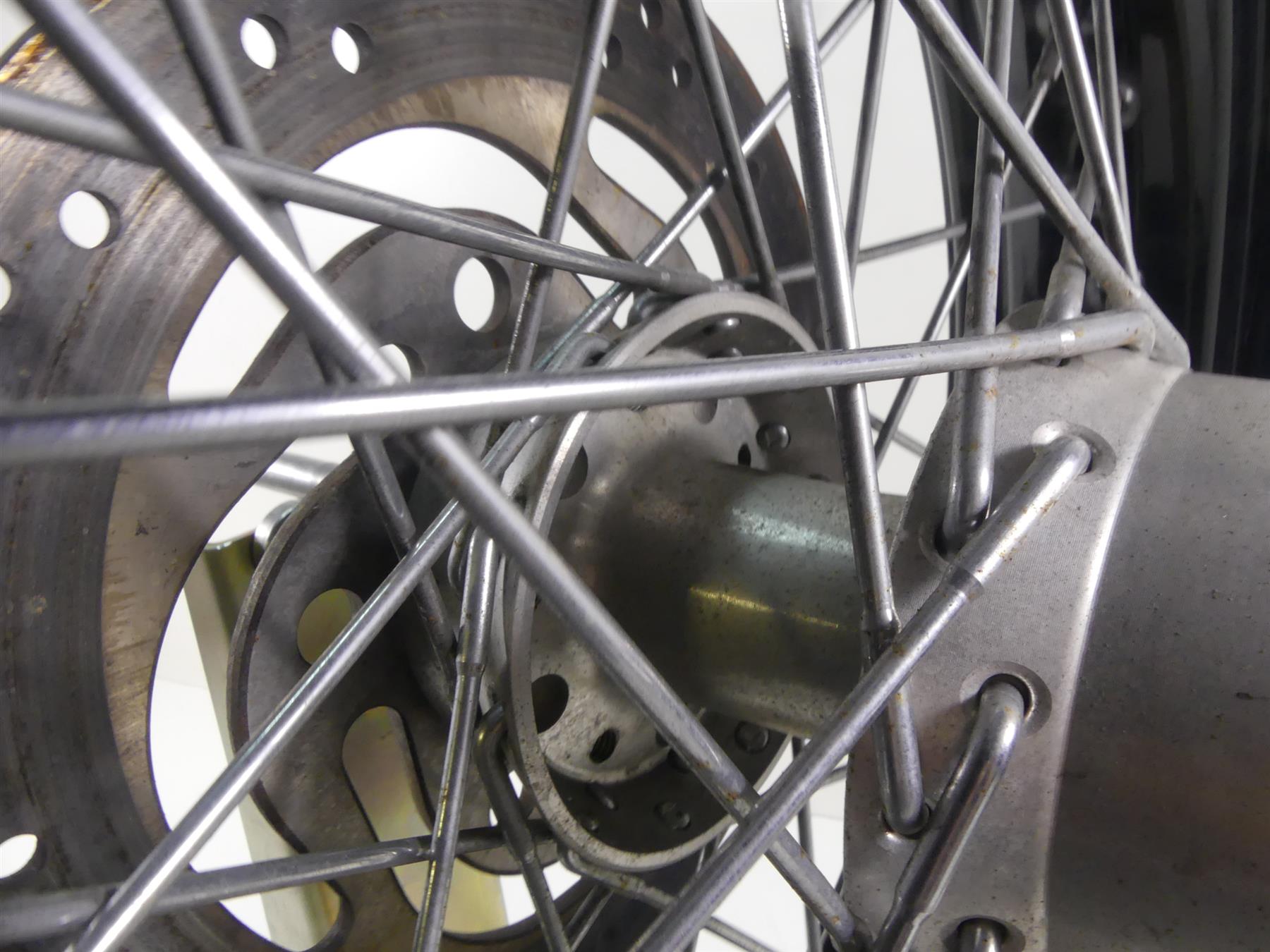 2017 Harley Dyna FXDB Street Bob Straight Rear Wheel Rim 17x4.5 -Read 41430-09 {{ shop.shopifyCountryName }} - Mototech271
