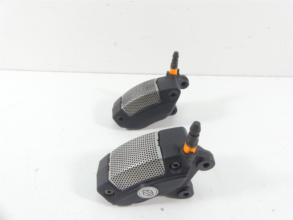 2012 Harley Touring FLHX Street Glide Front Brake Caliper Set 43027-08 44023-08 {{ shop.shopifyCountryName }} - Mototech271