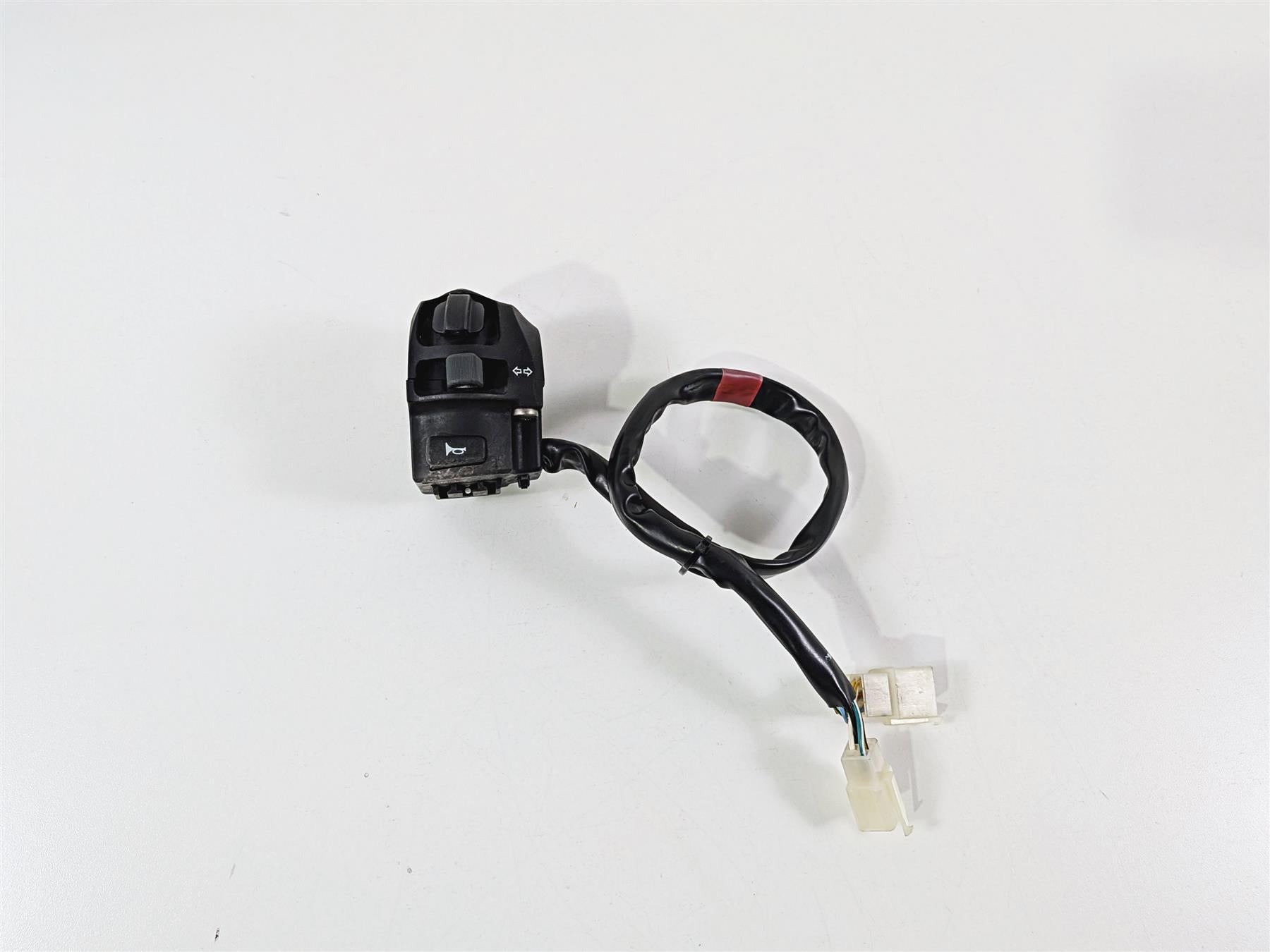 2016 Aprilia RSV 1100 Tuono V4 Factory Left Hand Control Switch 896150 {{ shop.shopifyCountryName }} - Mototech271