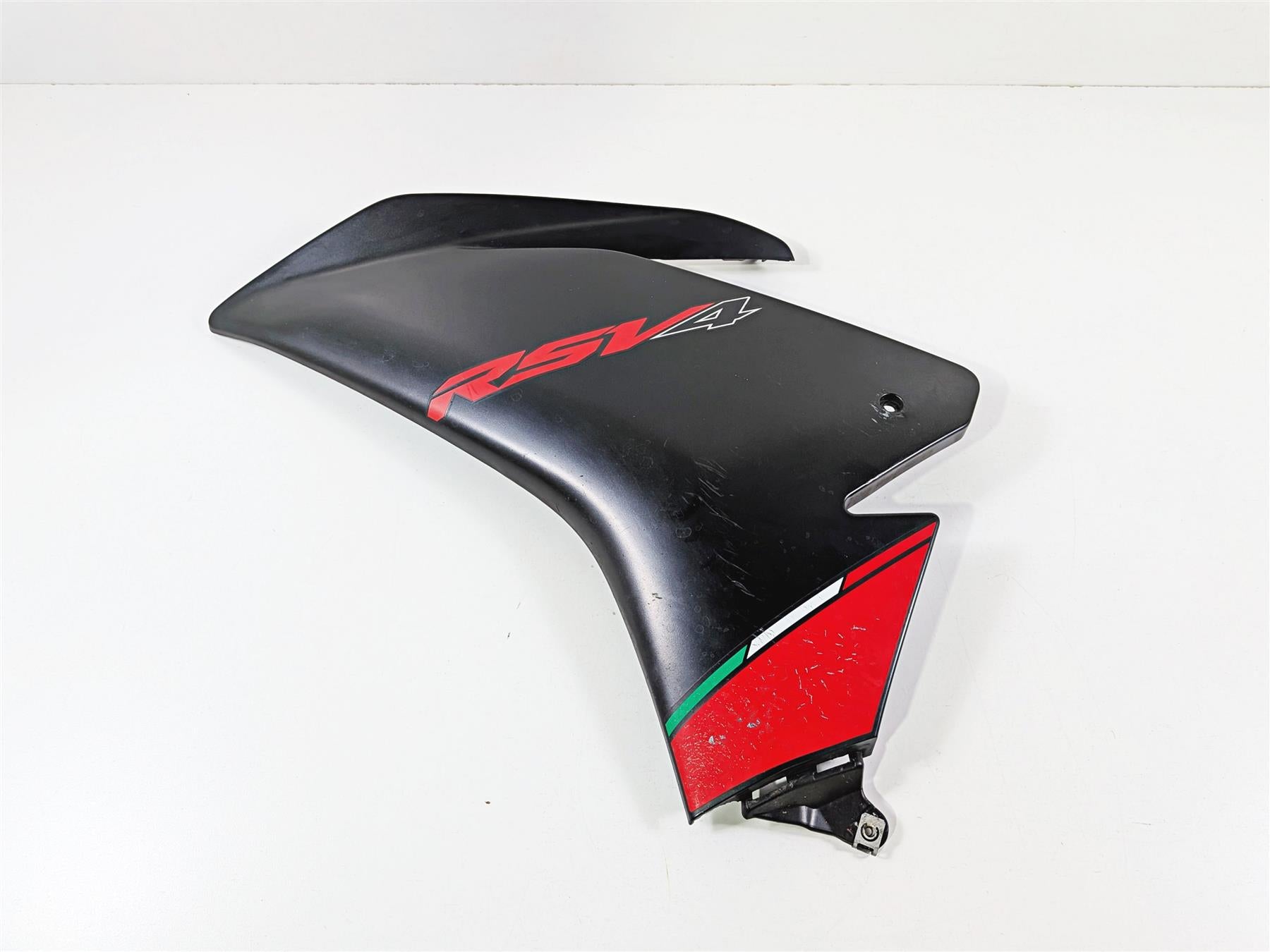 2014 Aprilia RSV4 RR Factory Main Upper Left Side Cover Fairing B043469 897363 {{ shop.shopifyCountryName }} - Mototech271