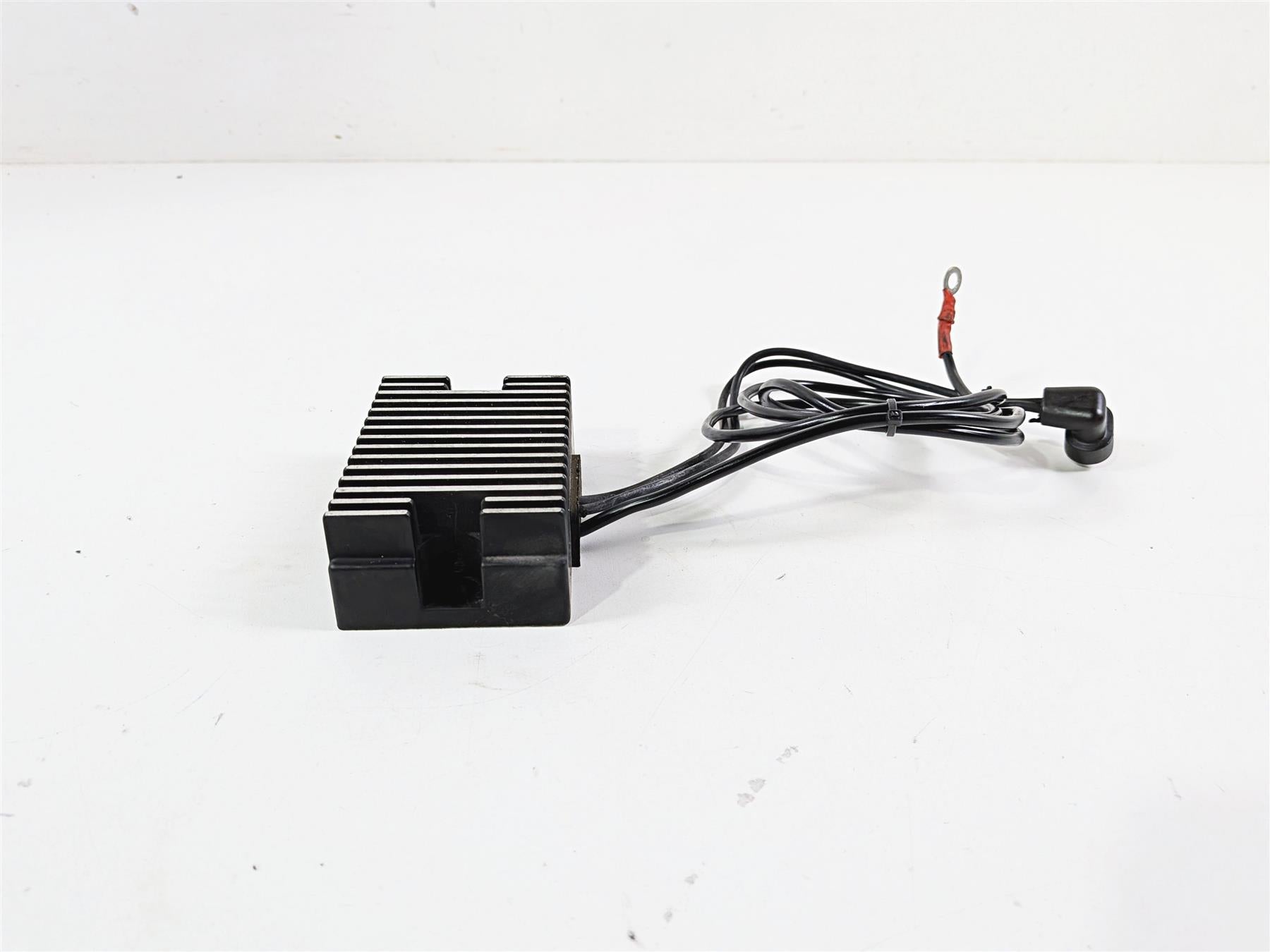1993 Harley Touring FLHTCU Electra Glide Rectifier Voltage Regulator 74519-88B {{ shop.shopifyCountryName }} - Mototech271