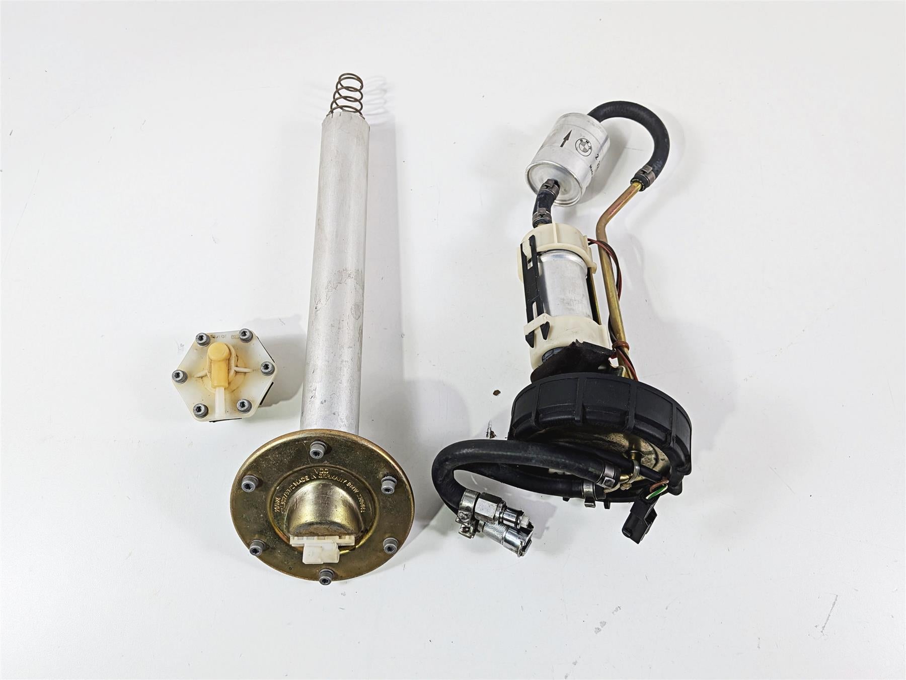 2002 BMW K1200LT 89V3 Fuel Gas Pump & Sending Unit 16141341231 16142305883