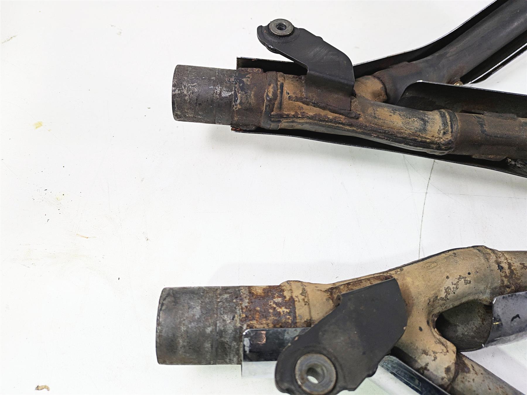 2004 Yamaha XVZ1300 Royal Star Exhaust Header Manifold Set 4NK-14650-01-00 {{ shop.shopifyCountryName }} - Mototech271