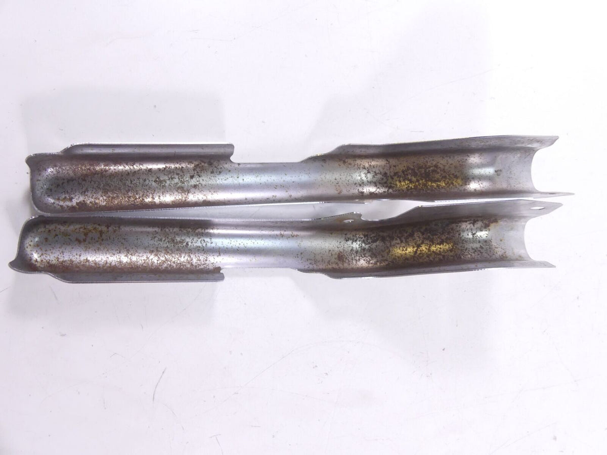 2000 Harley Touring FLHTCI Electra Glide Rear Frame Chrome Struts 47502-97 {{ shop.shopifyCountryName }} - Mototech271