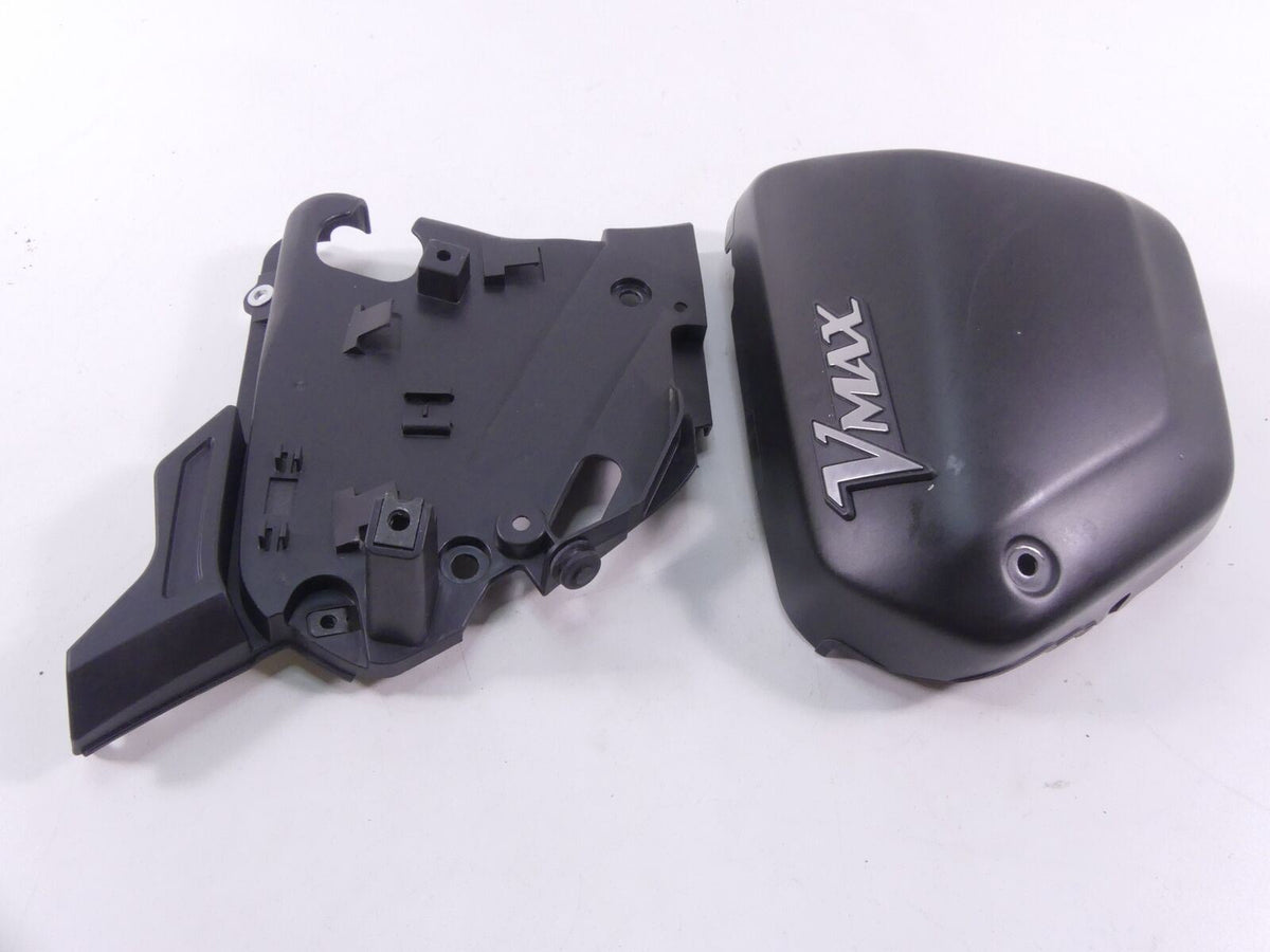 2019 Yamaha VMX17 V-Max 1700 Right Side Cover Fairing + Mount 2S3-21741-20-00 {{ shop.shopifyCountryName }} - Mototech271