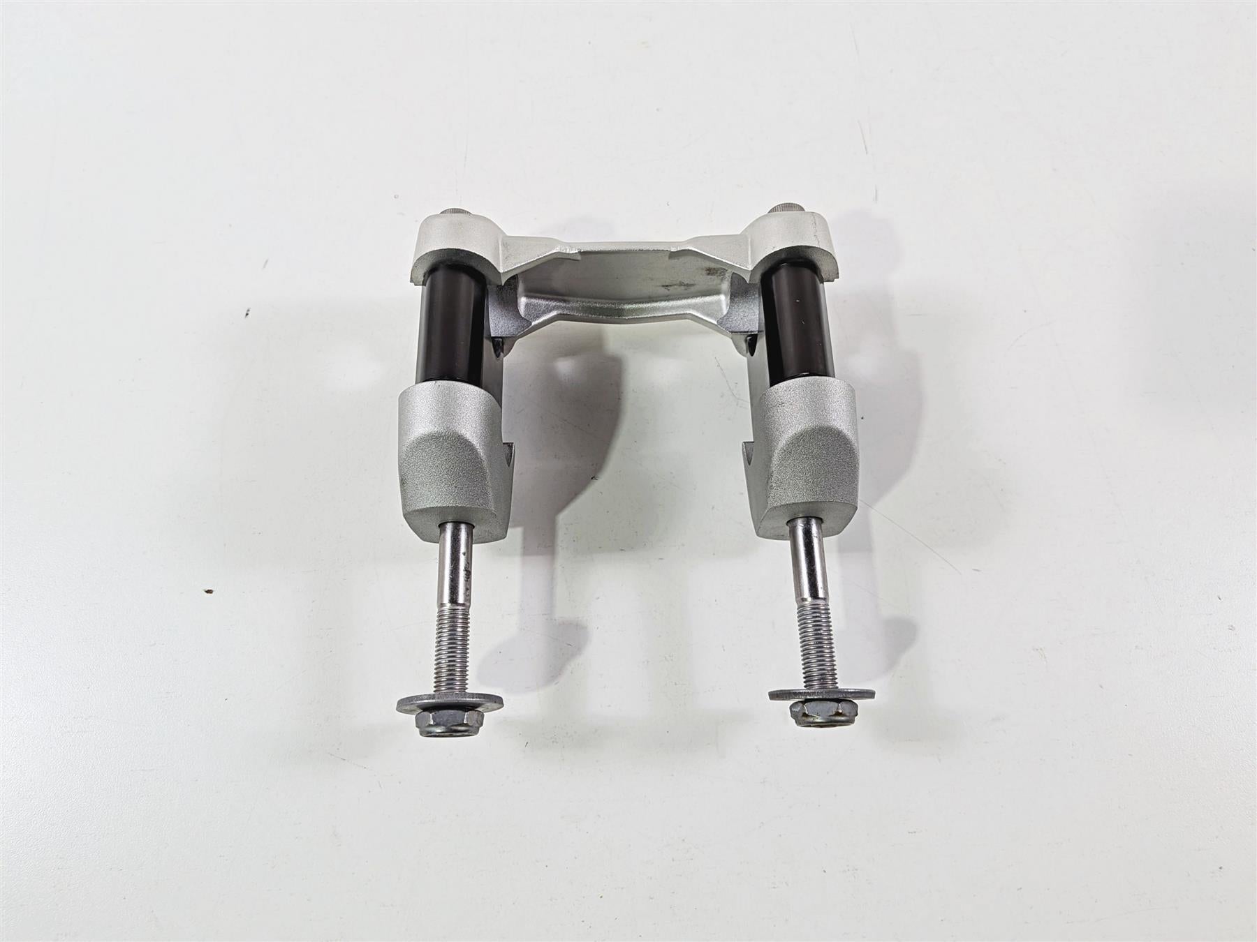 2019 Triumph Speed Triple RS 1050 Handlebar Holder Riser 3" Extensions T2041599 {{ shop.shopifyCountryName }} - Mototech271