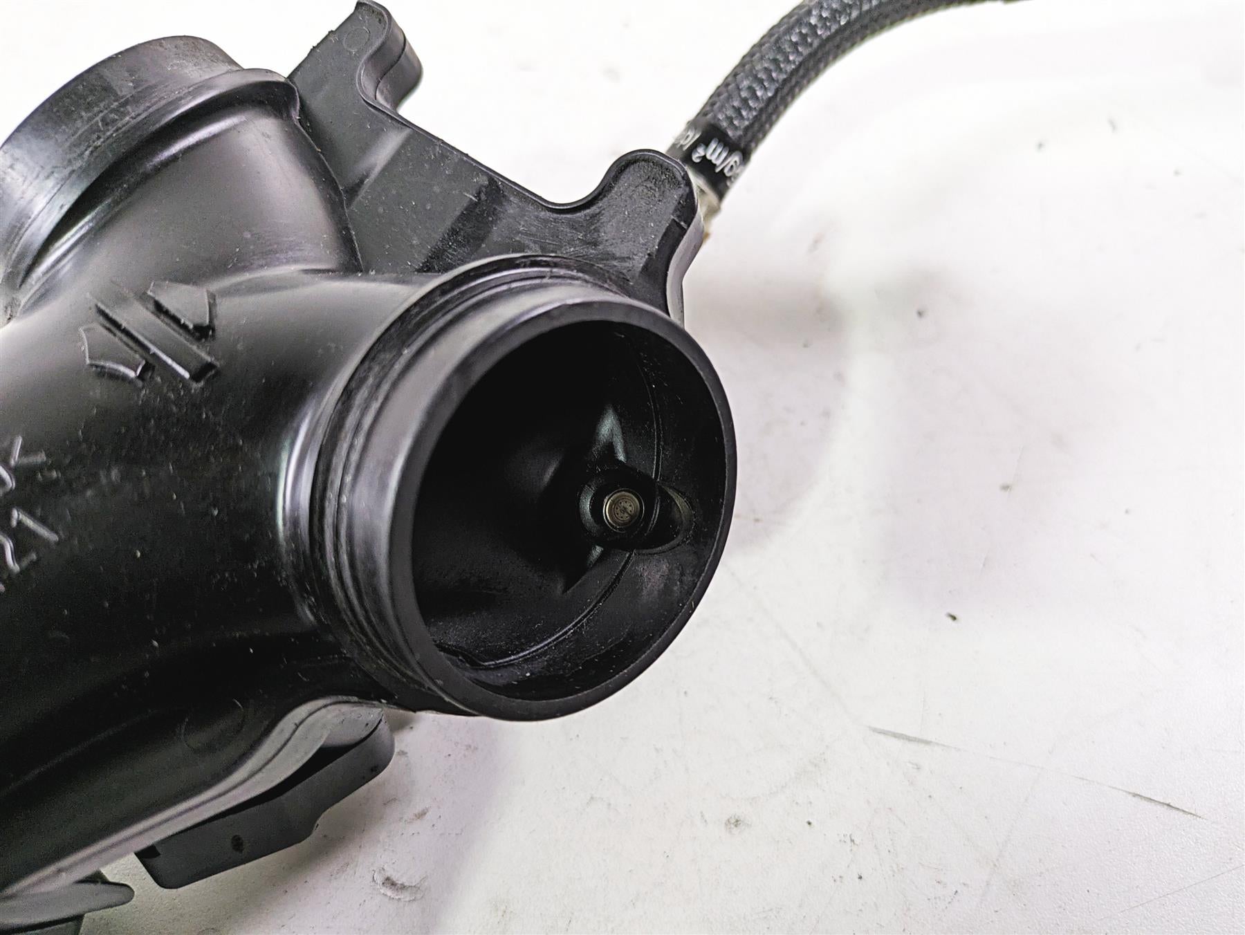 2017 Harley Touring FLTRXS Road Glide Throttle Body Fuel Injection 27300122 {{ shop.shopifyCountryName }} - Mototech271