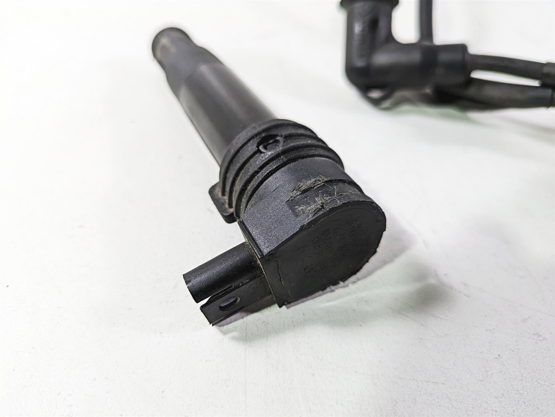 2004 BMW R1150GS R21 Twin Spark Ignition Coil Set 12137671712 12137715853 {{ shop.shopifyCountryName }} - Mototech271