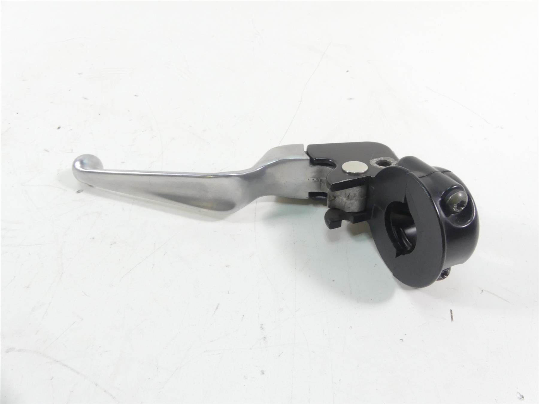 2009 Harley FXDF Dyna Fat Bob Clutch Perch & Lever 38608-96 {{ shop.shopifyCountryName }} - Mototech271