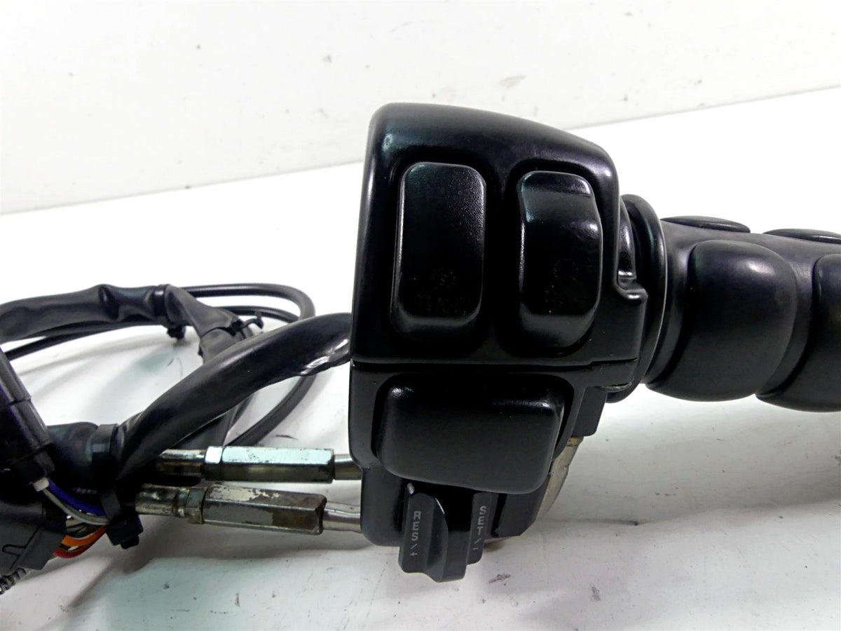 2007 Harley Touring FLHRC Road King Right Hand Throttle Control Switch 71684-06A {{ shop.shopifyCountryName }} - Mototech271