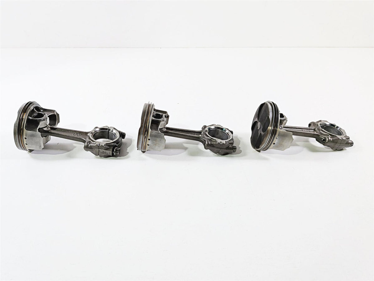2008 Yamaha YZF R1 RN19 3 Piston & Rod Set 4C8-11650-00-00 14B-11650-00-00 {{ shop.shopifyCountryName }} - Mototech271