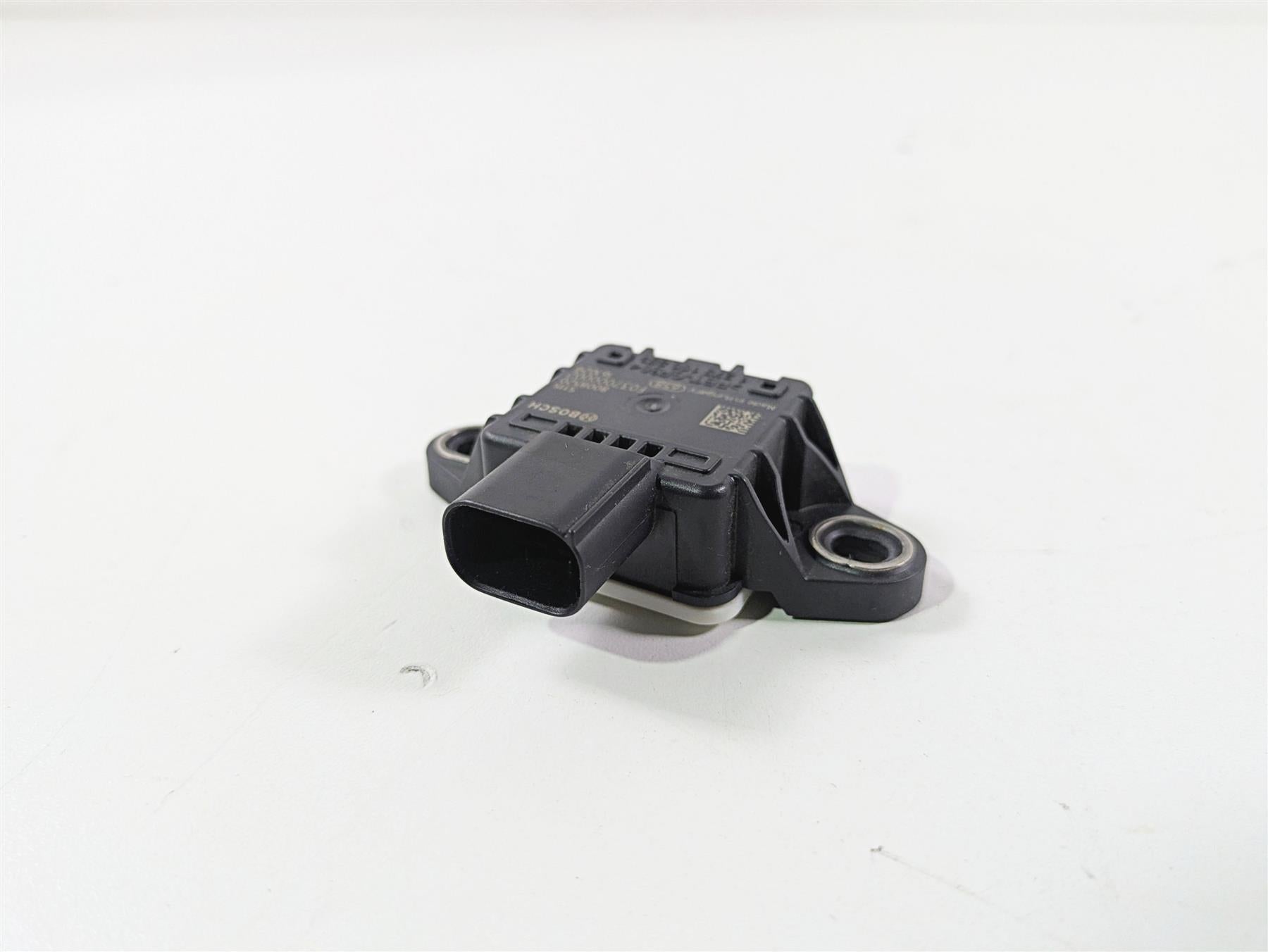 2017 KTM 1290 Super Duke GT Bosch Lean Angle Fall Sensor 60342090000 {{ shop.shopifyCountryName }} - Mototech271