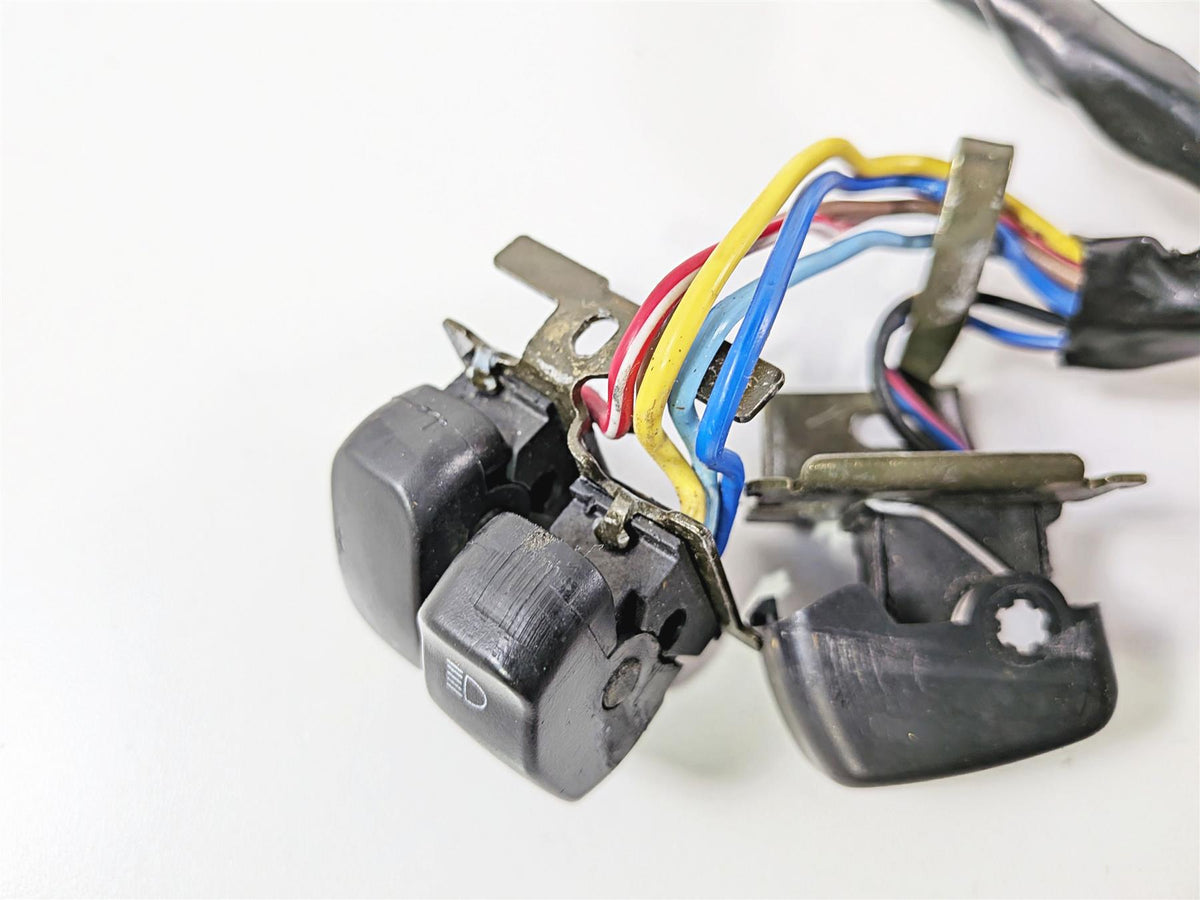 2003 Harley Sportster XL1200 Left Right Hand Control Switch Set 71682-06A {{ shop.shopifyCountryName }} - Mototech271