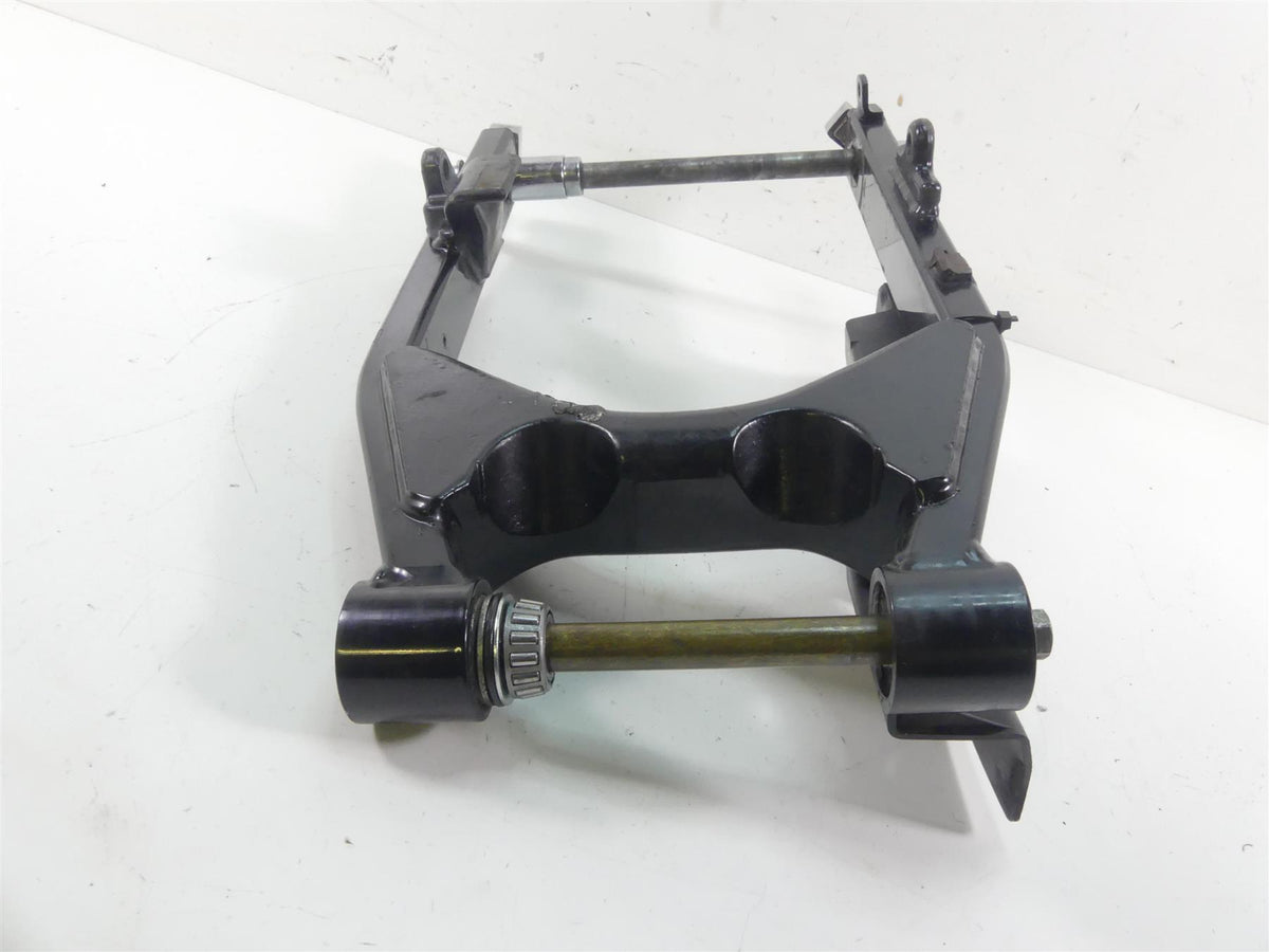 2004 Harley FXDWGI Dyna Wide Glide Rear Swingarm Swing Arm + 3/4" Axle 47820-00A {{ shop.shopifyCountryName }} - Mototech271