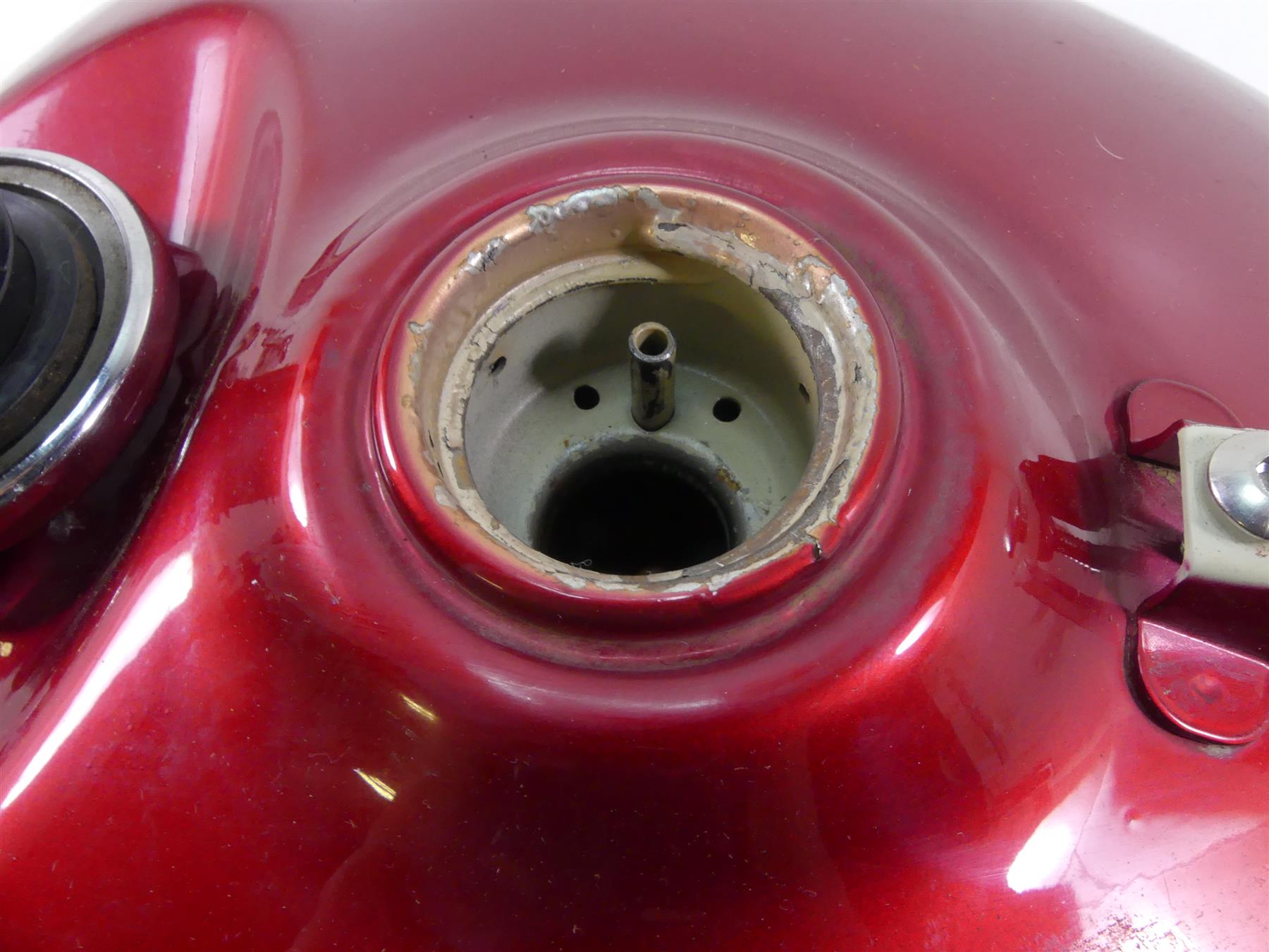 2002 Triumph Bonneville America Fuel Gas Petrol Tank - Read T2400915 {{ shop.shopifyCountryName }} - Mototech271