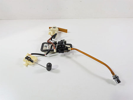 2009 Harley FXCWC Softail Rocker Fuel Gas Petrol Pump - Tested 75283-08 {{ shop.shopifyCountryName }} - Mototech271
