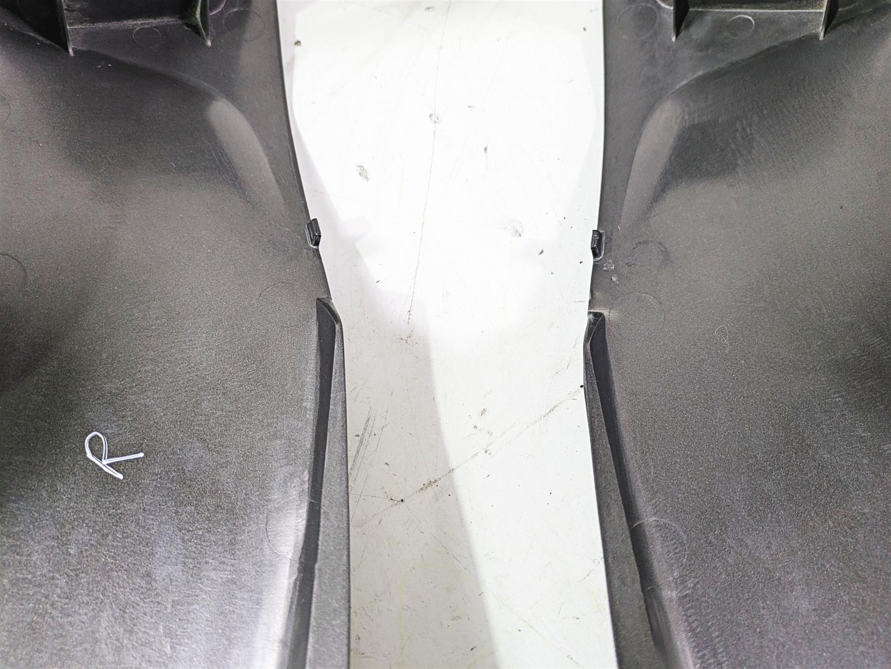 2005 Kawasaki ZX12R Ninja Upper Inner Air Duct Cover Set 55028-1435 {{ shop.shopifyCountryName }} - Mototech271