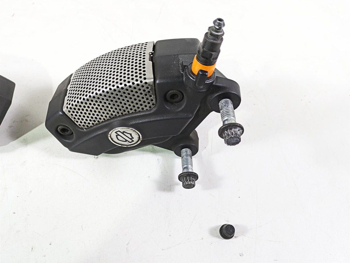 2017 Harley Touring FLTRXS Road Glide Front Brake Caliper Set 43027-08 43023-08 {{ shop.shopifyCountryName }} - Mototech271