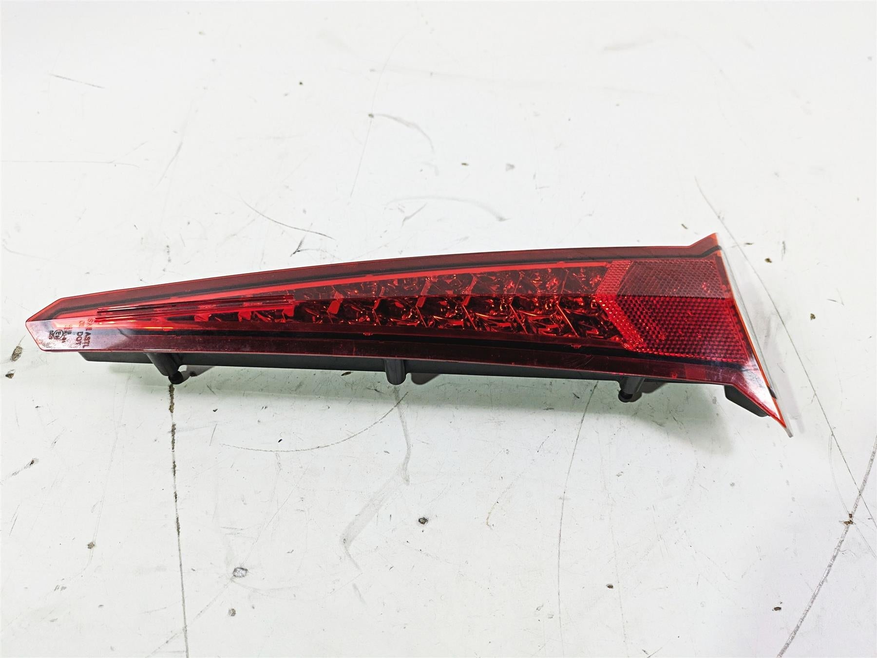 2012 Victory Cross Country Rear Taillight Tail Light Lamp 2411623 {{ shop.shopifyCountryName }} - Mototech271
