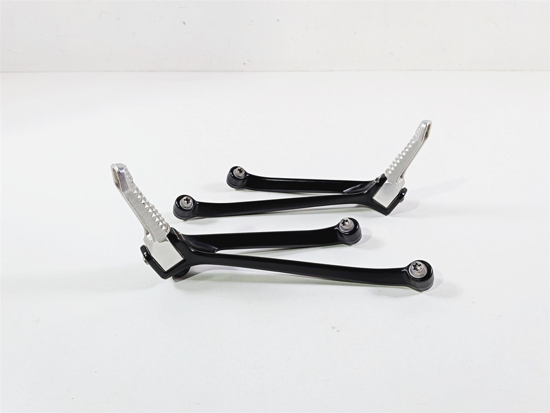 2014 BMW S1000RR K46 Rear Passenger Foot Peg Rest Set 46718521680 46718521681 {{ shop.shopifyCountryName }} - Mototech271