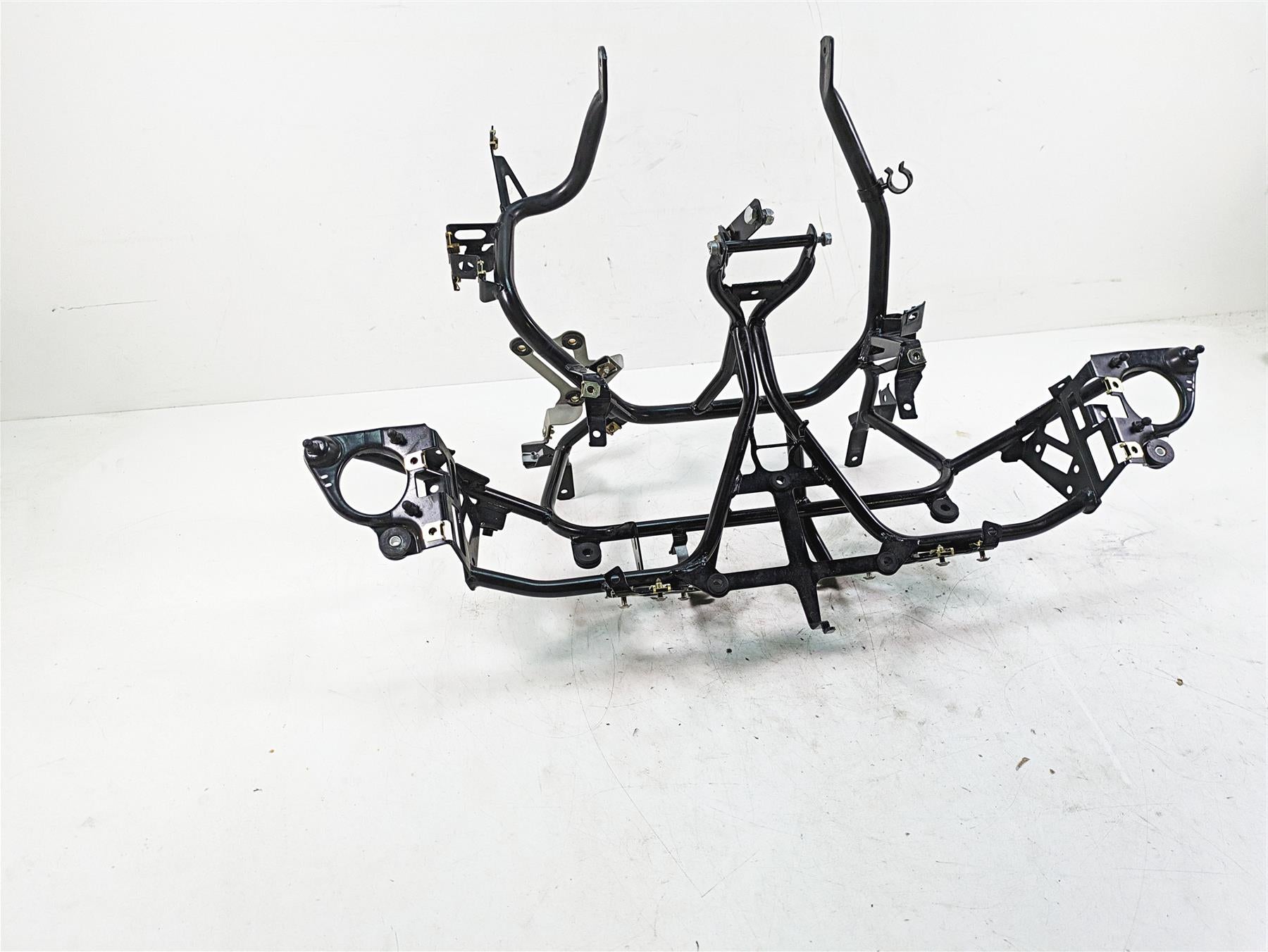 2007 BMW R1200RT K26 Front Fairing Stay Subframe Sub Frame 46637723947 {{ shop.shopifyCountryName }} - Mototech271