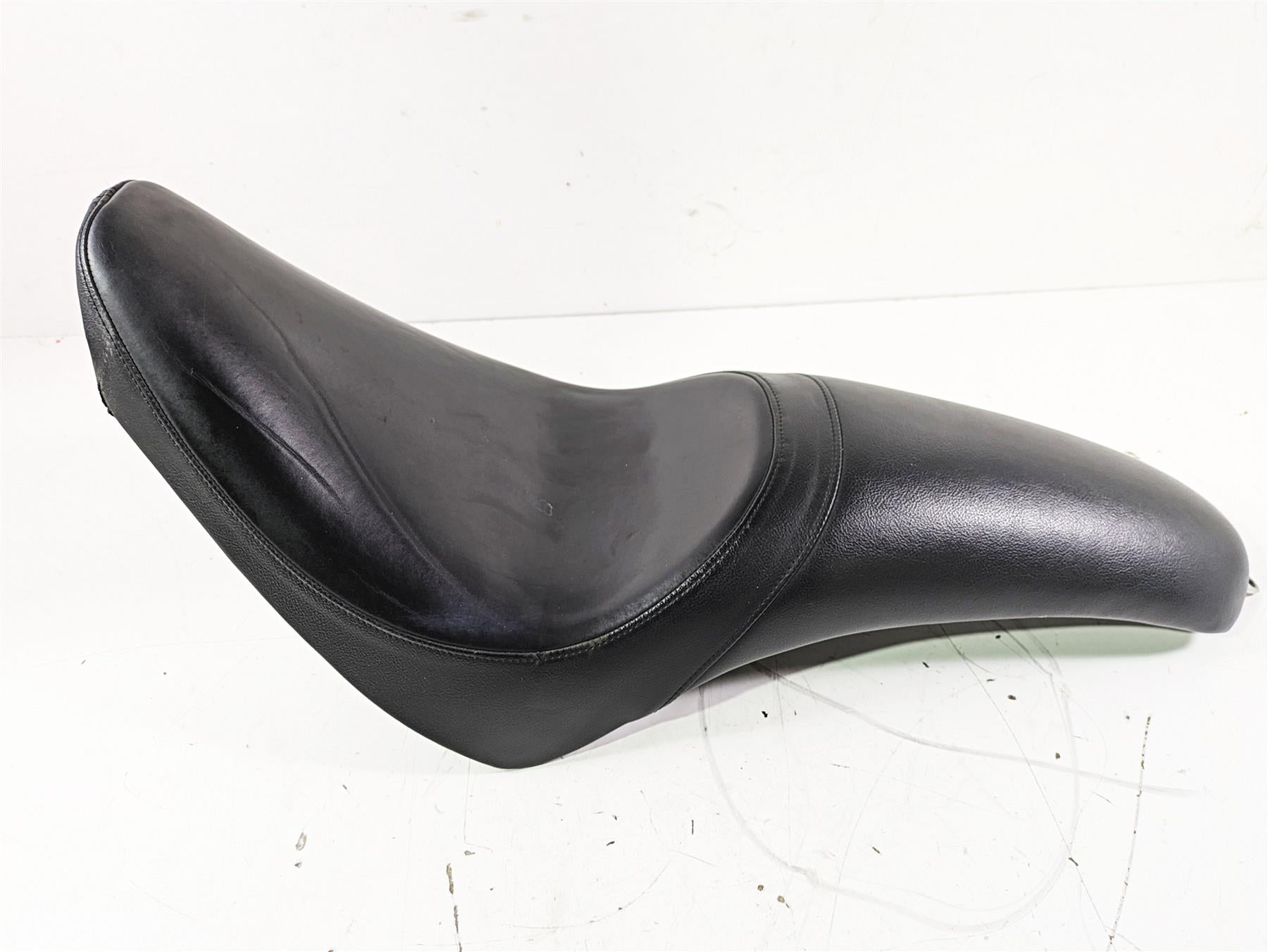2016 Harley FLSTC Softail Heritage Drag Specialties Predator Seat Saddle {{ shop.shopifyCountryName }} - Mototech271