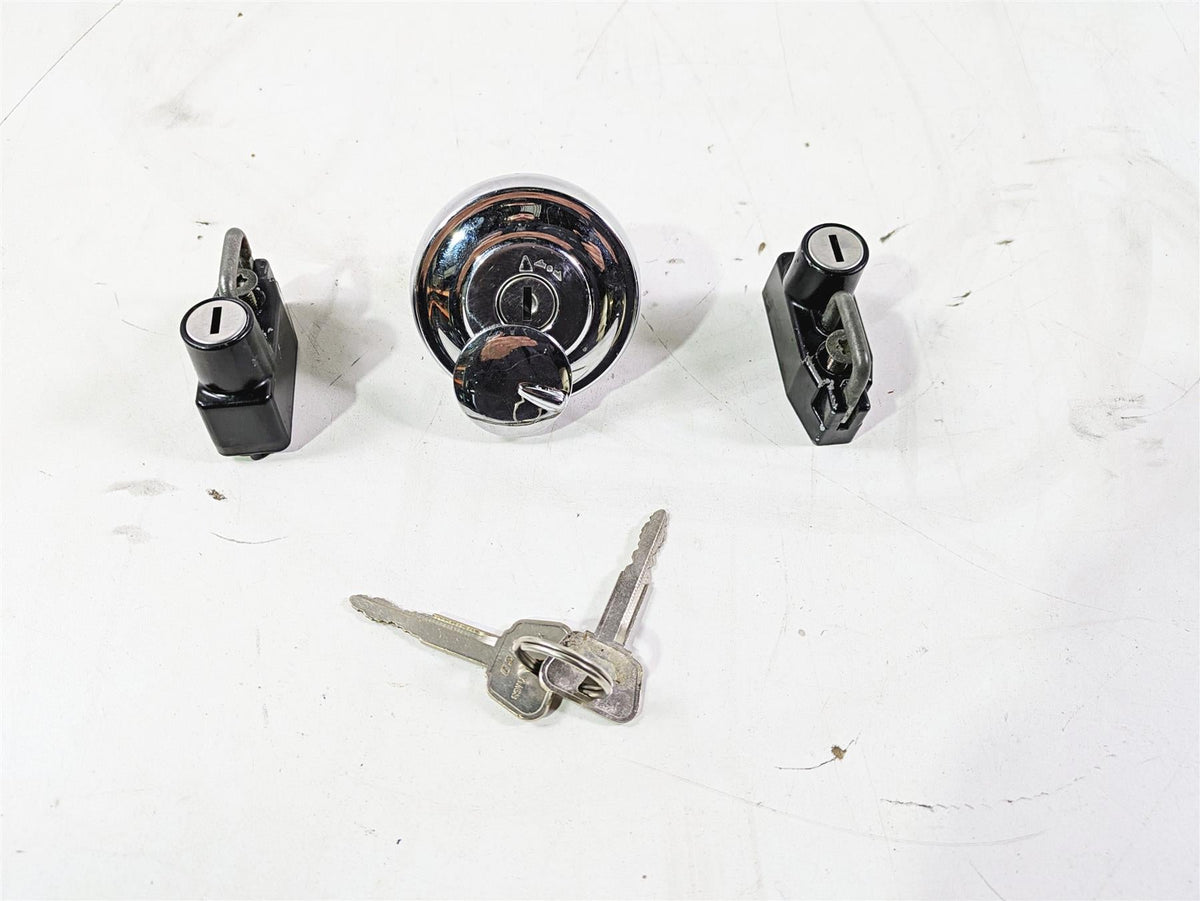 2004 Yamaha XVZ1300 Royal Star Gas Cap Helmet Locl & Key Set {{ shop.shopifyCountryName }} - Mototech271