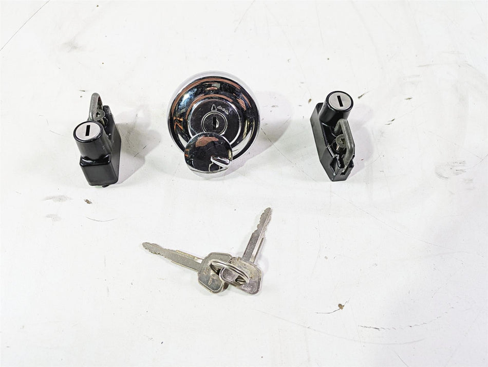 2004 Yamaha XVZ1300 Royal Star Gas Cap Helmet Locl & Key Set {{ shop.shopifyCountryName }} - Mototech271
