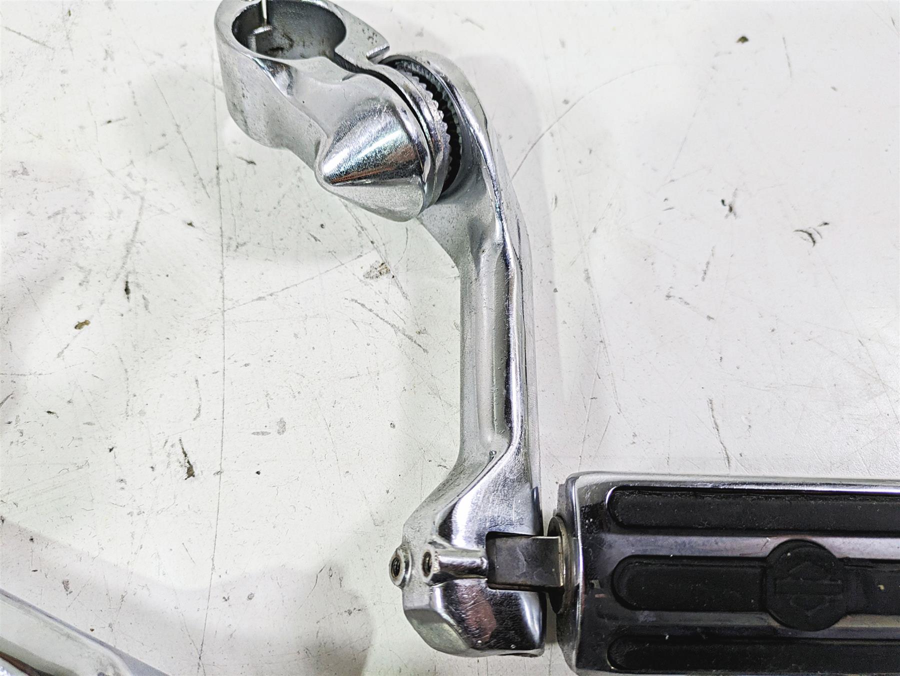 2003 Harley Touring FLHTCUI 100TH E-Glide Highway Foot Peg Set 50829-07A {{ shop.shopifyCountryName }} - Mototech271