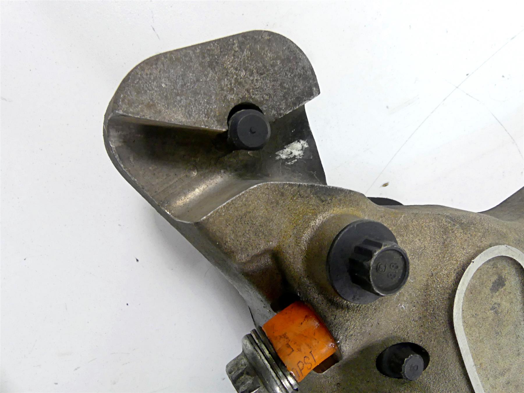 2007 Harley Touring FLHRC Road King Rear Brake Caliper + 1" Bracket 44080-02C {{ shop.shopifyCountryName }} - Mototech271
