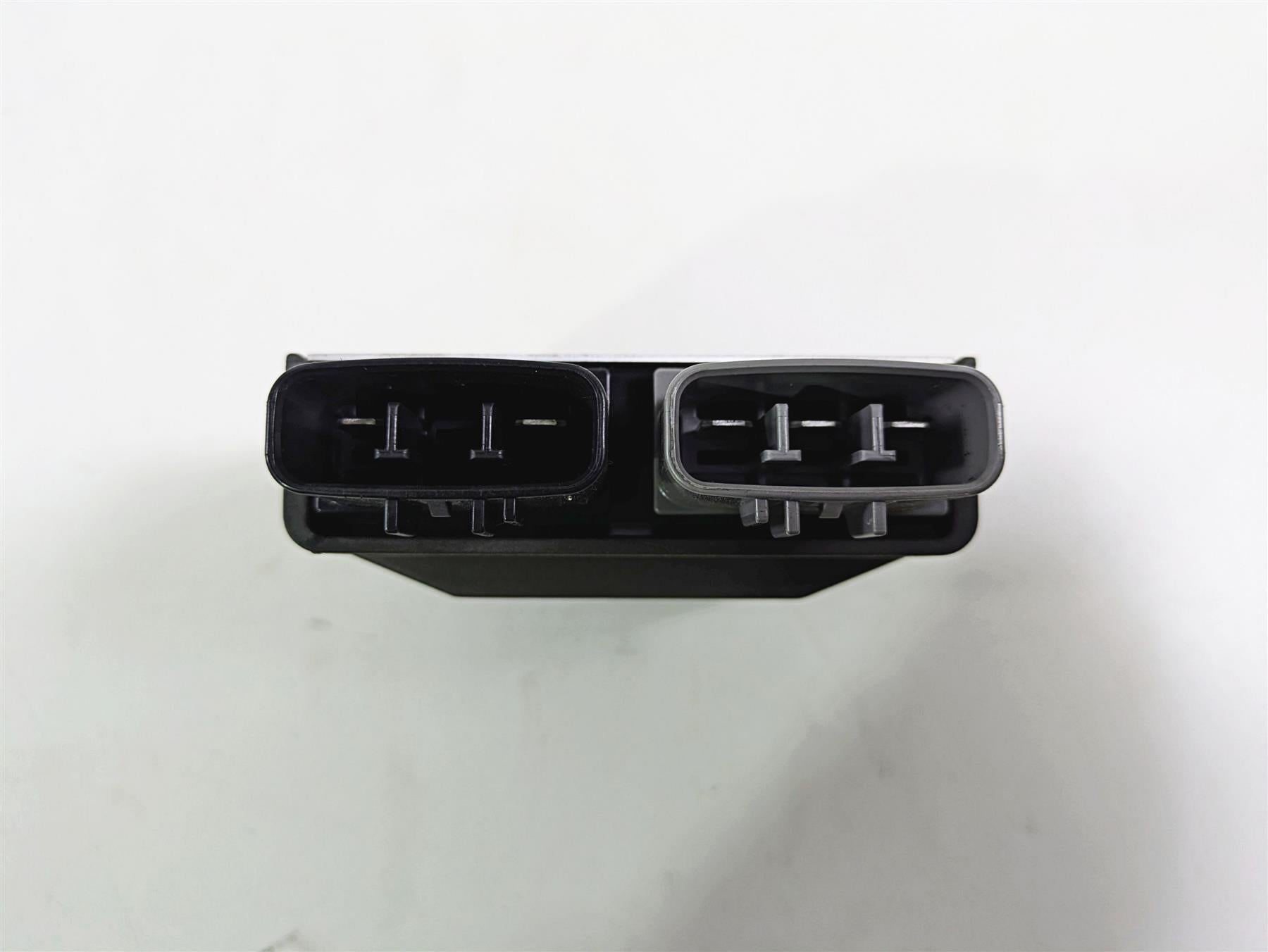 2019 Ducati Supersport 939 S Rectifier Voltage Regulator FH020AA 54040301B {{ shop.shopifyCountryName }} - Mototech271