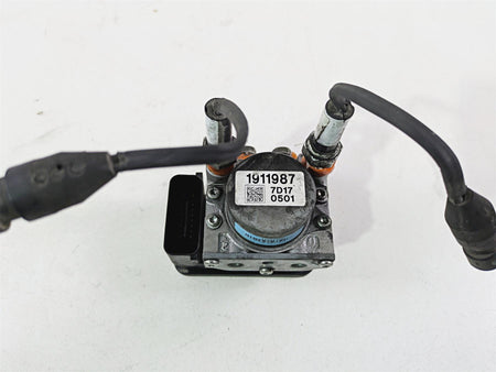 2017 Indian Chieftain Limited Abs Brake Pump Control Unit Module 2204981 {{ shop.shopifyCountryName }} - Mototech271