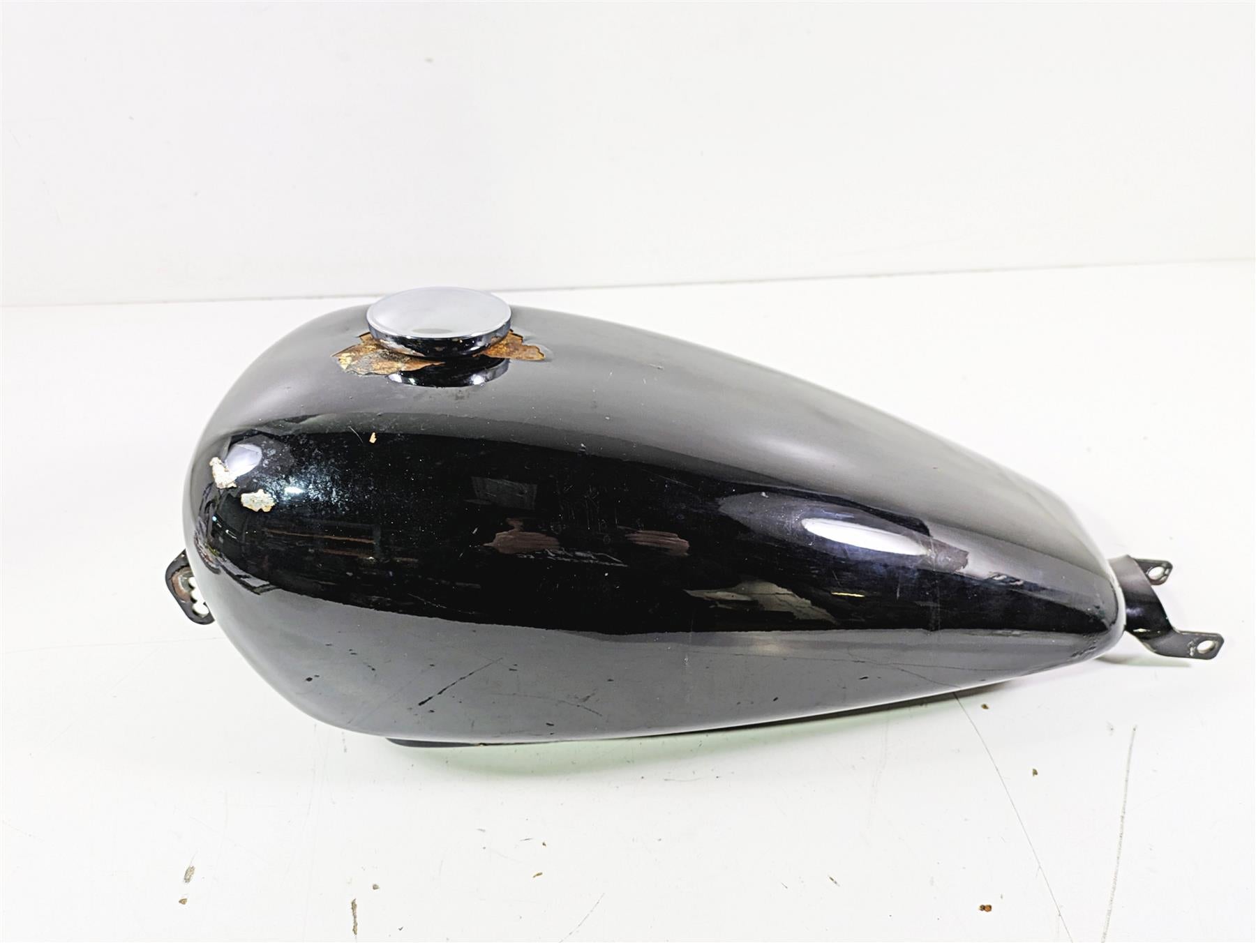 2018 Harley Sportster XL1200 Custom Fuel Gas Petrol Tank Reservoir 61000703 {{ shop.shopifyCountryName }} - Mototech271