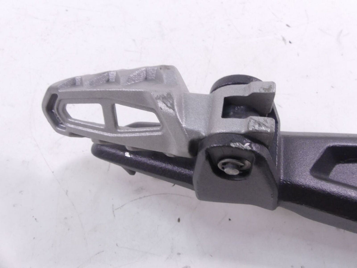 2016 Ducati Hypermotard 939SP Right Foot Peg Bracket + Brake Pedal 82412101CA {{ shop.shopifyCountryName }} - Mototech271