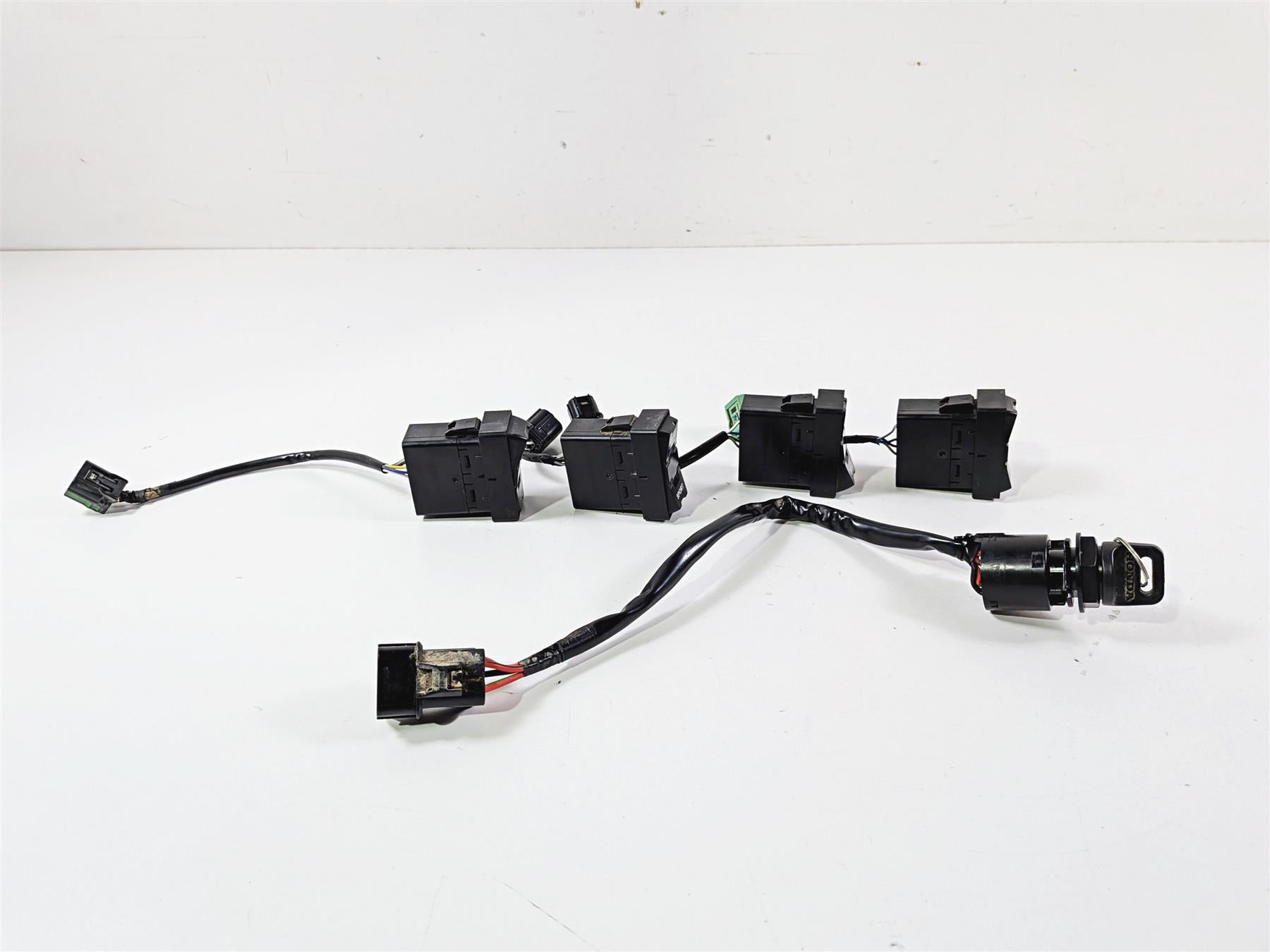 2020 Honda Talon SXS1000 S2R 1000R Ignition Light Awd Switch Set 35100-HL6-A01 {{ shop.shopifyCountryName }} - Mototech271