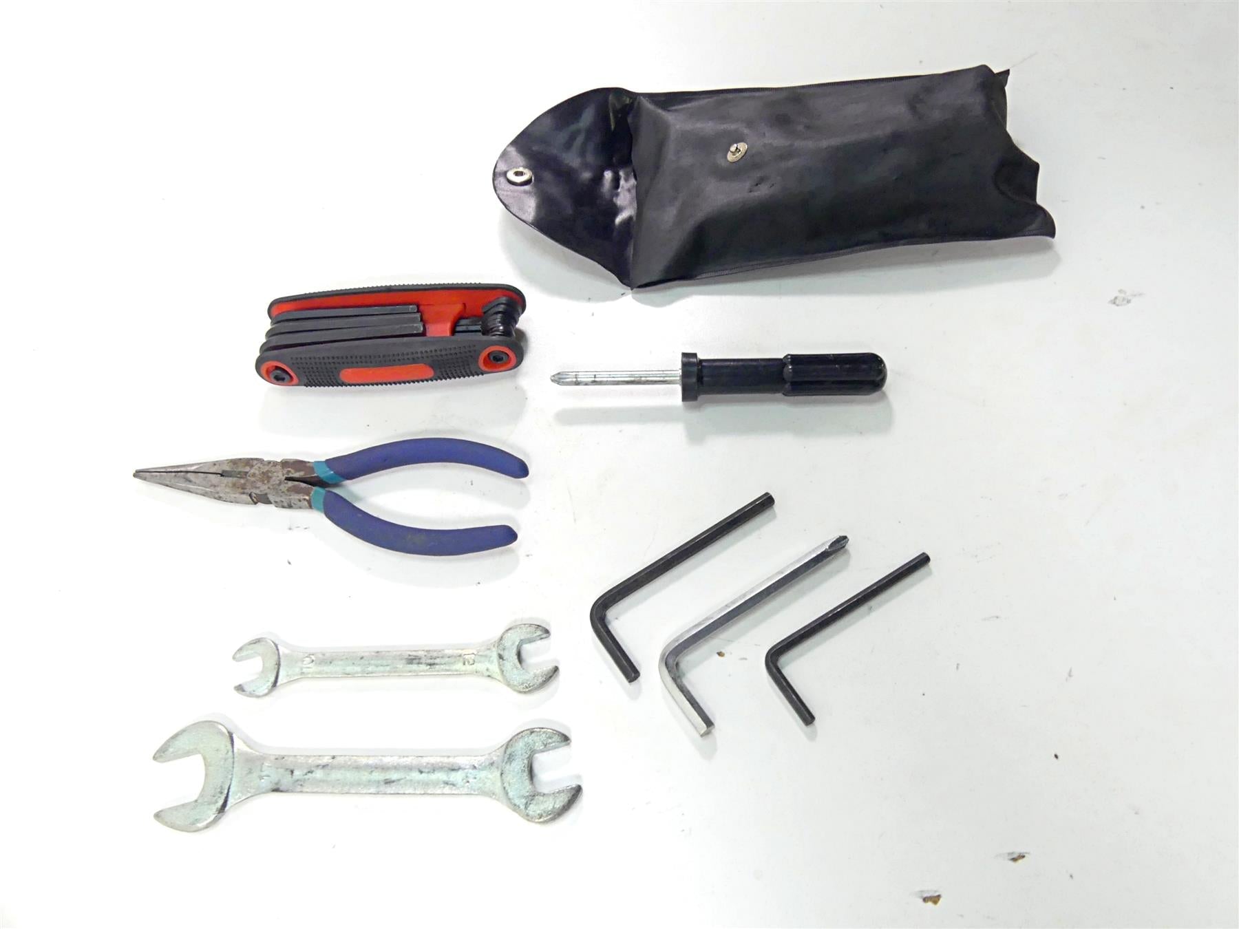 2008 Suzuki M109R VZR1800 Tool Kit Owners Tools 09800-21055 {{ shop.shopifyCountryName }} - Mototech271