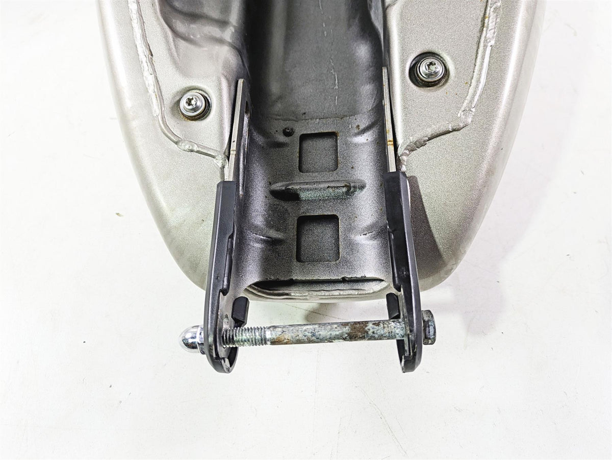 2018 Harley FXBR Softail Breakout Fuel Gas Petrol Tank - Dented 61000673 {{ shop.shopifyCountryName }} - Mototech271