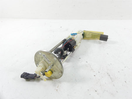 2011 Victory Vision Tour Fuel Gas Petrol Pump - Tested 2521030 {{ shop.shopifyCountryName }} - Mototech271