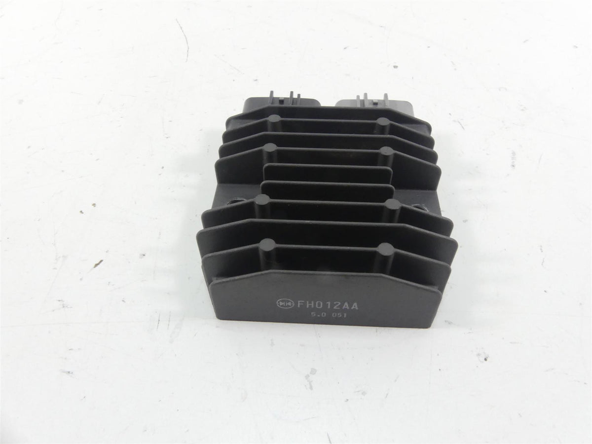 2006 Yamaha Roadliner XV1900 Rectifier Voltage Regulator FH012AA 1D7-81960-00-00 {{ shop.shopifyCountryName }} - Mototech271