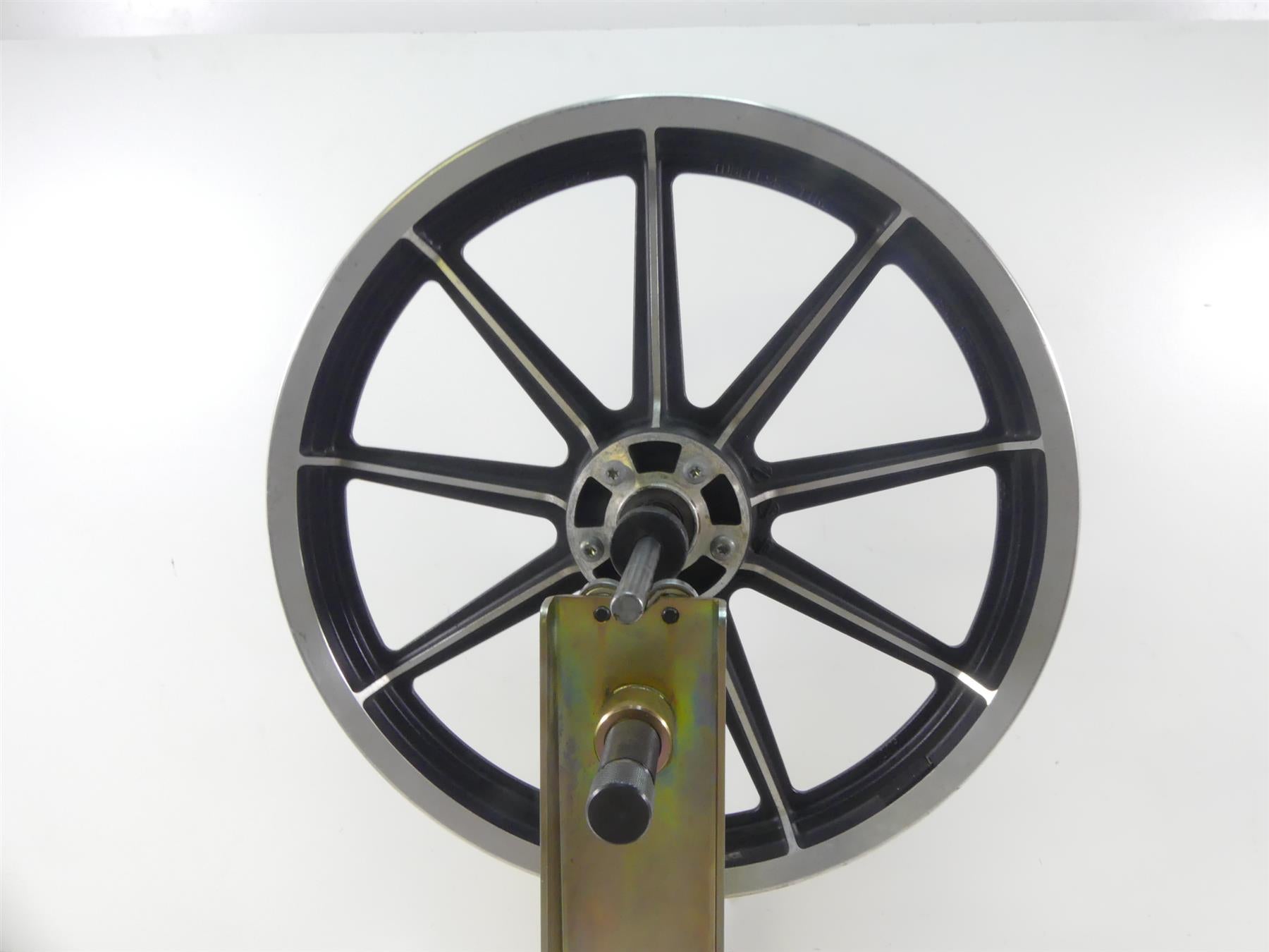 1995 Harley Dyna FXDL Low Rider Dual Disc 9 Spoke Front Wheel Rim 19" 43499-84 {{ shop.shopifyCountryName }} - Mototech271