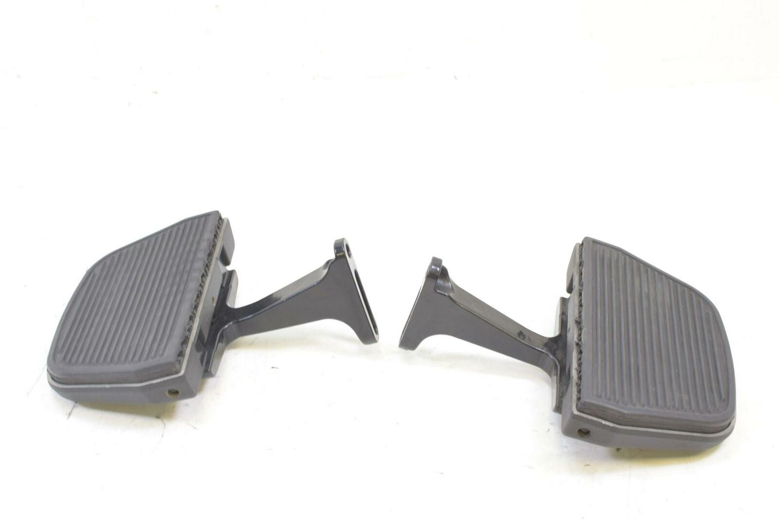 2010 Harley Touring FLHTCU Electra Glide Rear Passenger Floor Boards 52719-93B {{ shop.shopifyCountryName }} - Mototech271