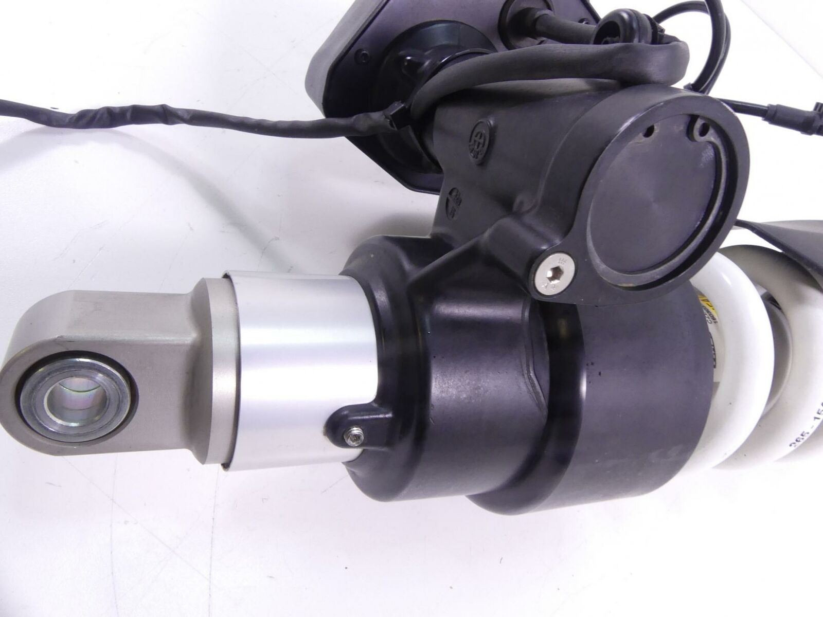 2016 BMW R1200 RT RTW K52 Rear Esa Damper Suspension Shock 33548557148 {{ shop.shopifyCountryName }} - Mototech271