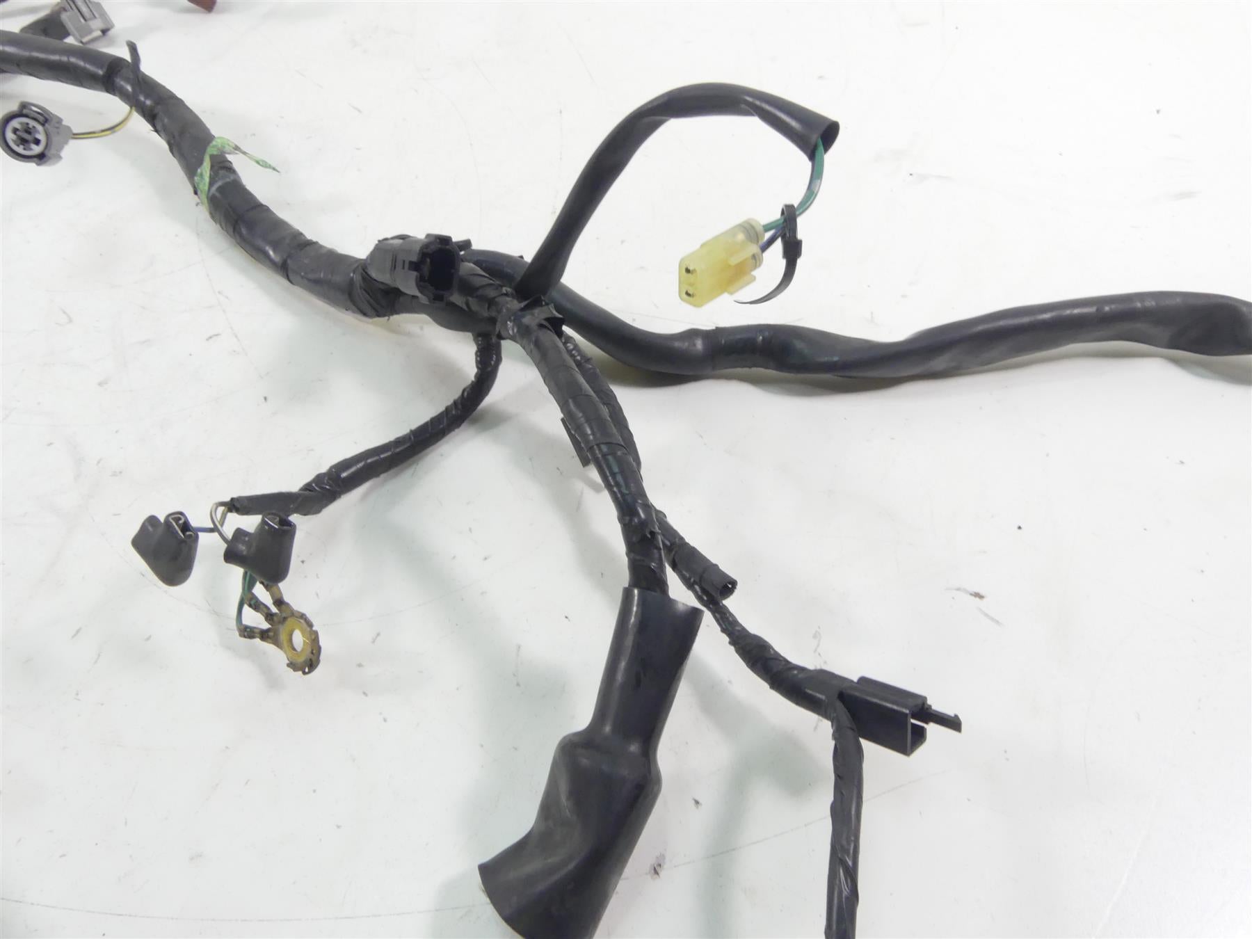 2005 Honda V-Twin VTX1800 S3 Wiring Harness Loom - No Cuts 32100-MCV-S113 {{ shop.shopifyCountryName }} - Mototech271