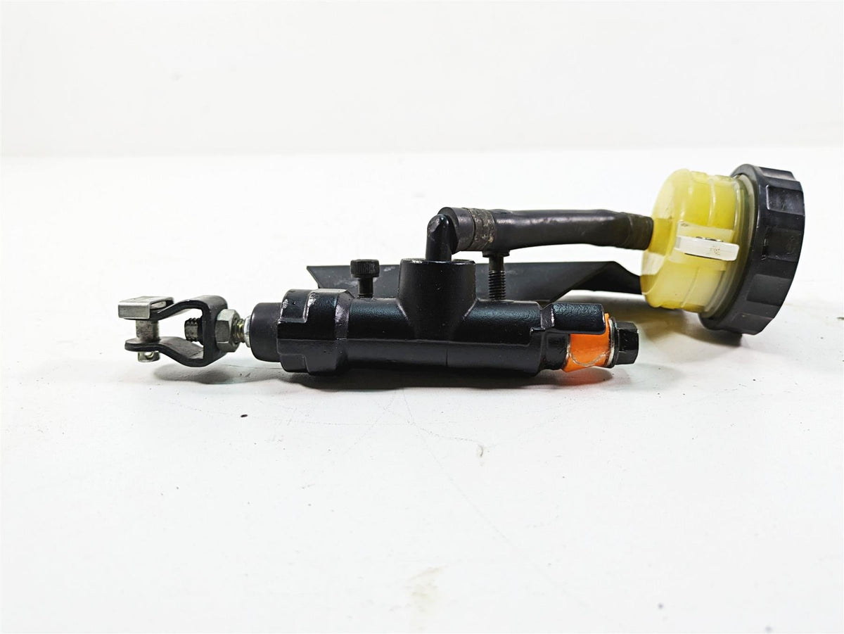 2006 Honda V-Twin VTX1300 R Nissin Rear Brake Master Cylinder 43510-MEA-902 {{ shop.shopifyCountryName }} - Mototech271
