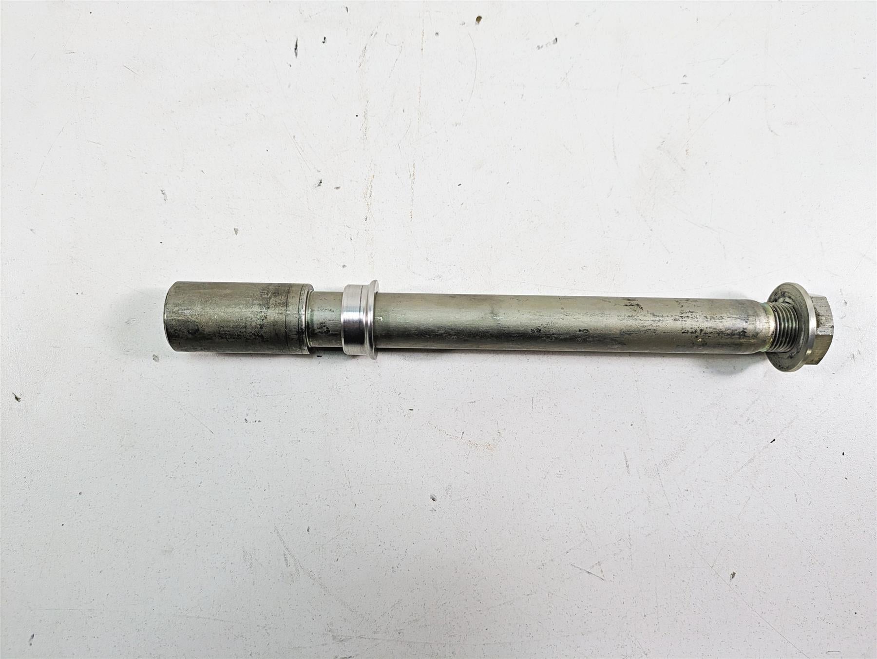 2022 Suzuki GSXR 750 Front Axle Wheel Spindle 22mm 54711-14J00 {{ shop.shopifyCountryName }} - Mototech271
