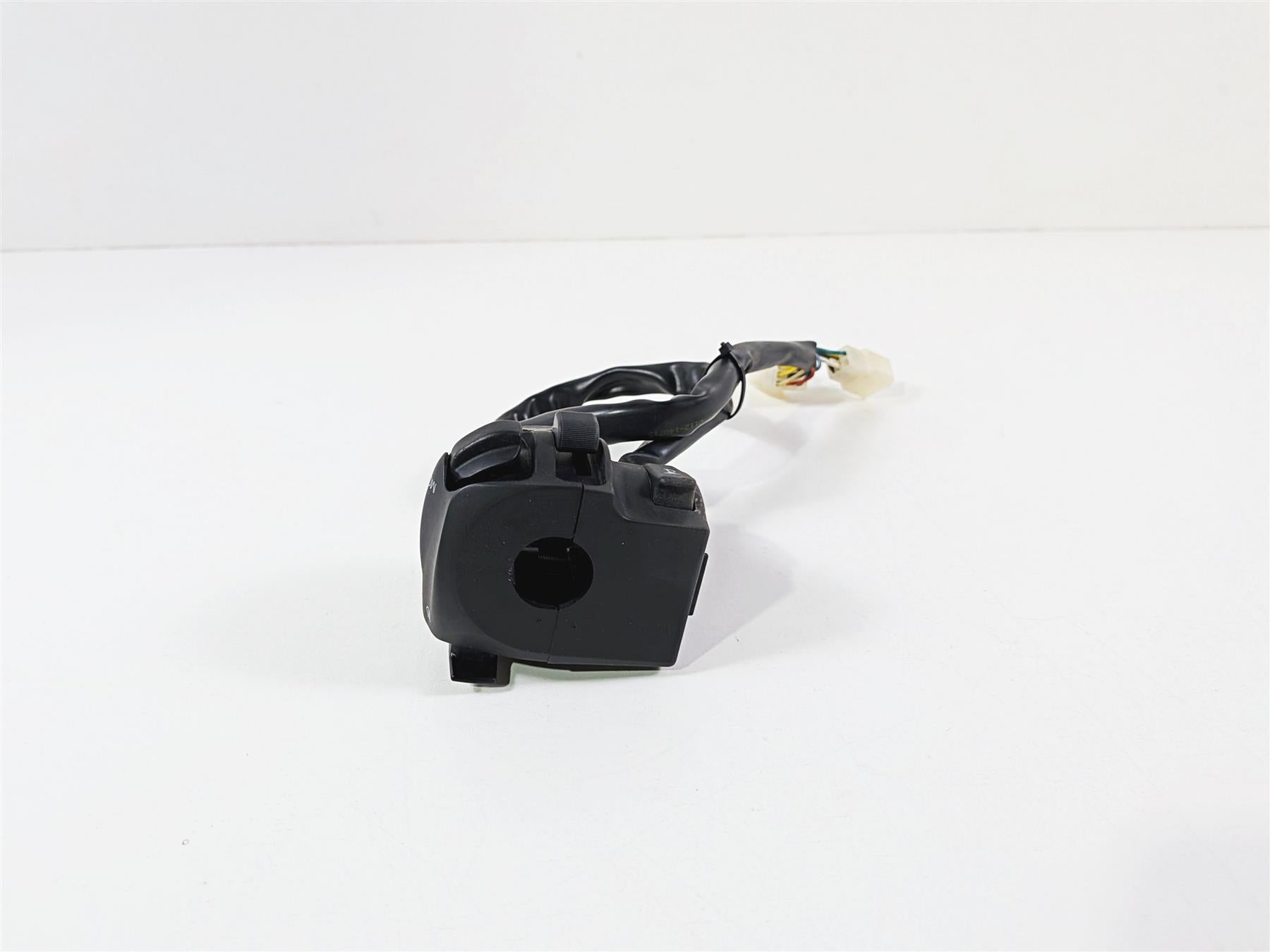 2016 Aprilia RSV 1100 Tuono V4 Factory Left Hand Control Switch 896150 {{ shop.shopifyCountryName }} - Mototech271