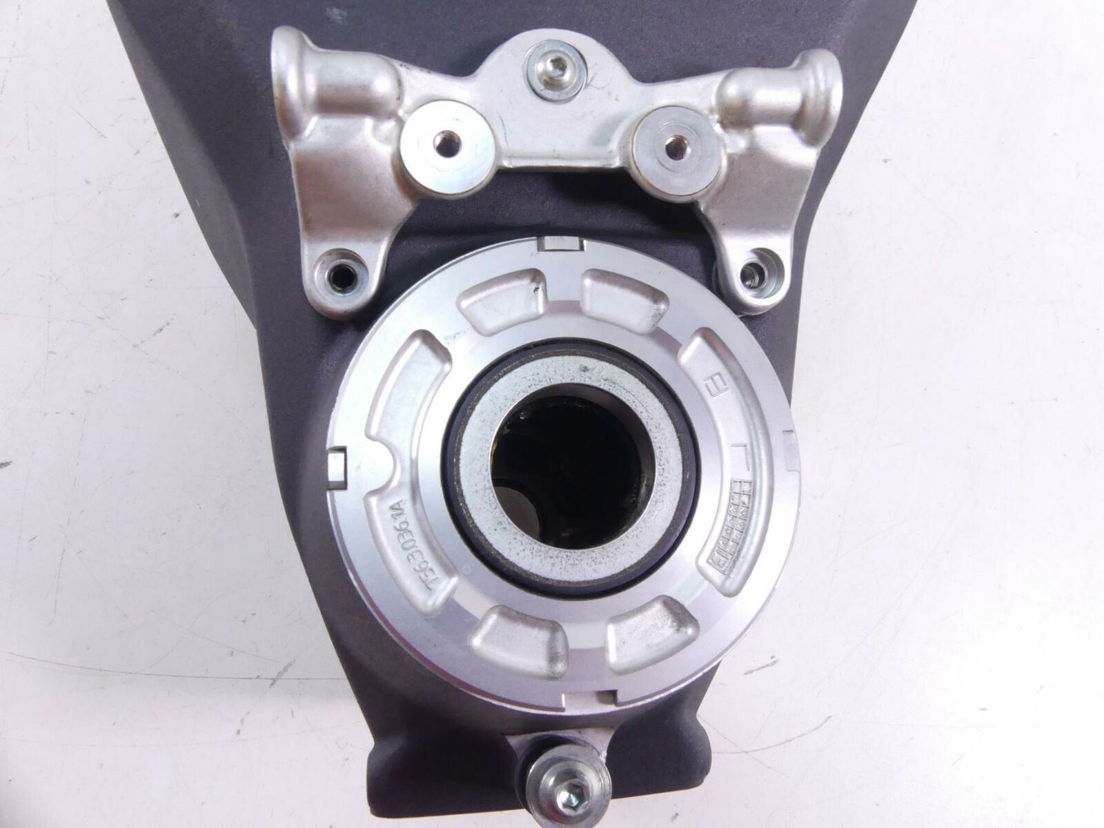 2014 Ducati 899 Panigale Straight Main Frame Chassis Slvg Air Box 47012051CA {{ shop.shopifyCountryName }} - Mototech271