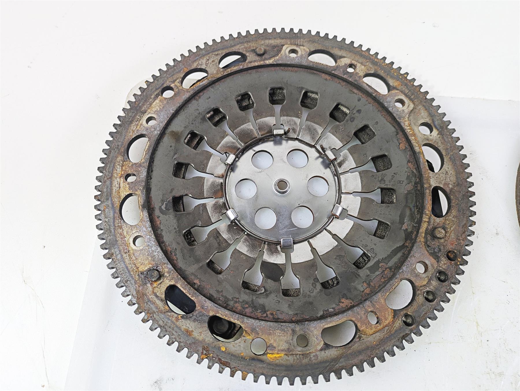 2010 BMW R1200GS K25 Clutch Pressure Plate Friction Disc Set 21217697737 {{ shop.shopifyCountryName }} - Mototech271