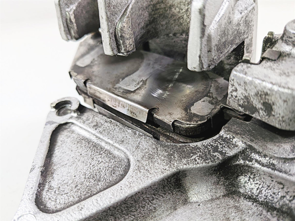 1997 Honda GL1500 CA Valkyrie Nissin Rear Brake Caliper & Bracket 43150-MZ0-006-Mototech271