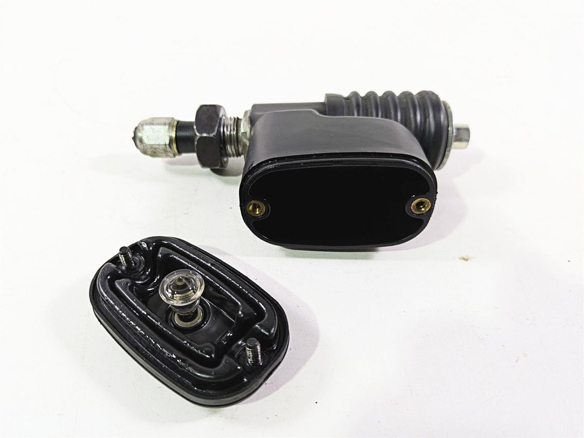 2017 Harley Dyna FXDB Street Bob Rear Brake Master Cylinder - Read 41700065A {{ shop.shopifyCountryName }} - Mototech271